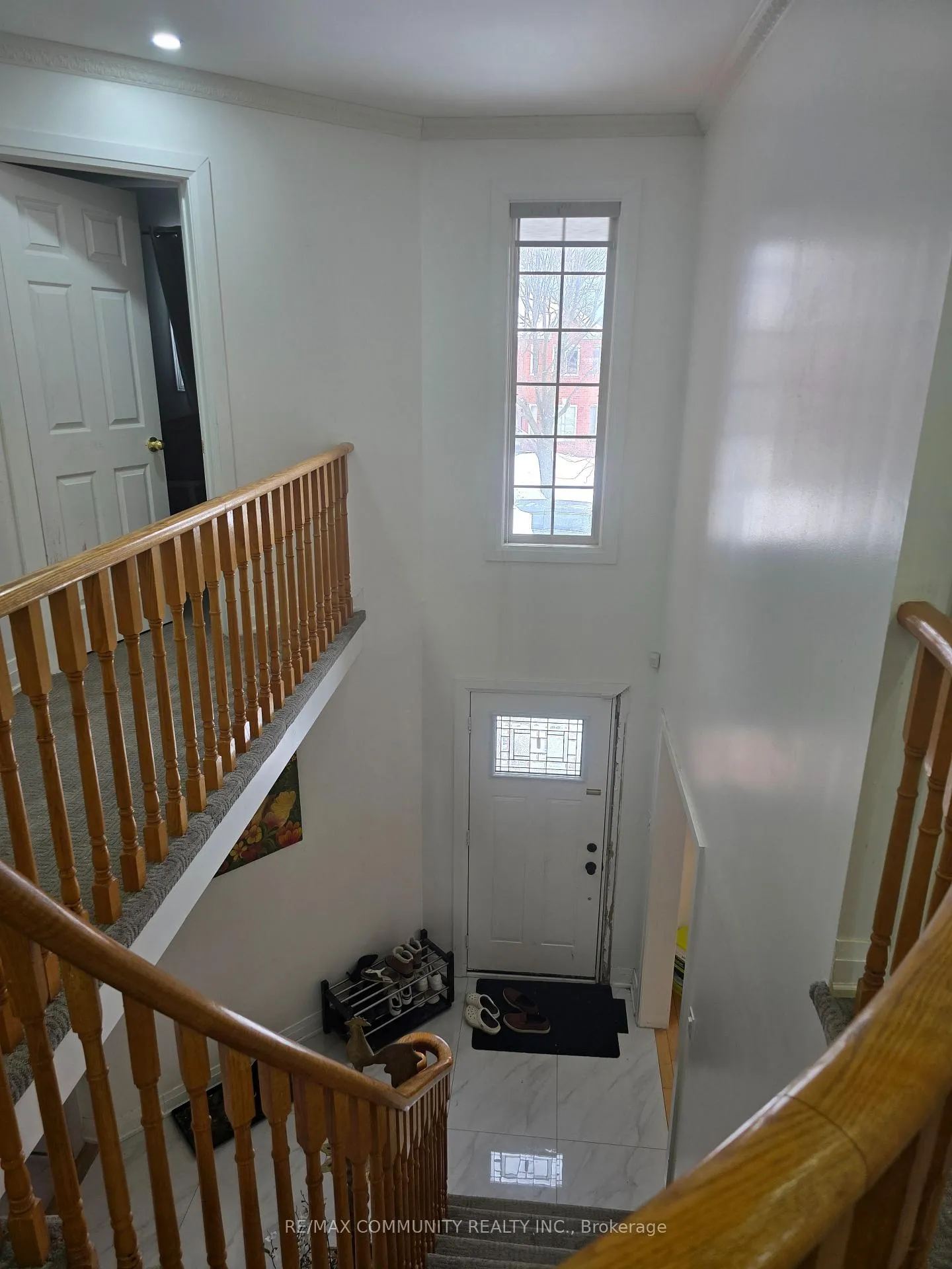 Photo 4 of 8 Carmichael Drive N, Whitby, Pringle Creek — HOMEH