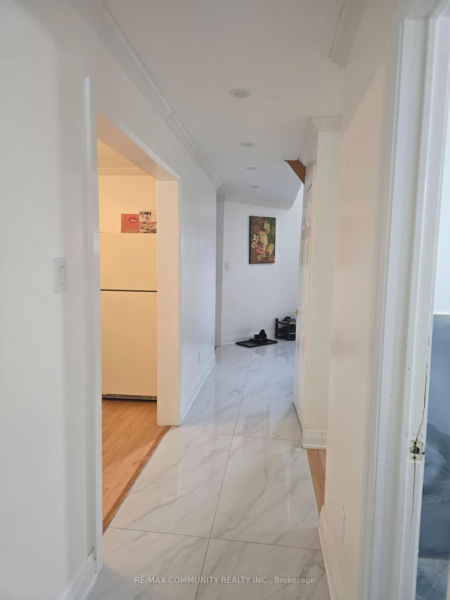 Photo 5 of 8 Carmichael Drive N, Whitby, Pringle Creek — HOMEH
