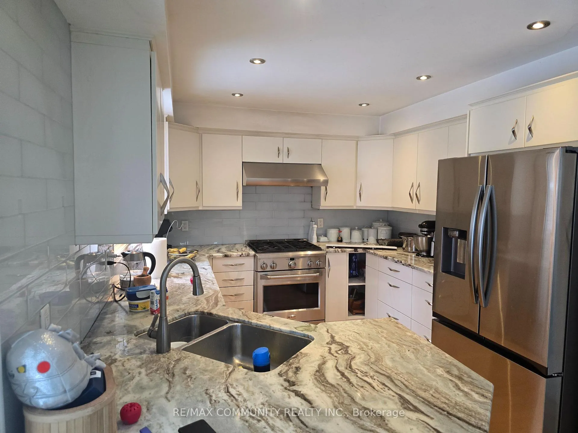 Photo 7 of 8 Carmichael Drive N, Whitby, Pringle Creek — HOMEH