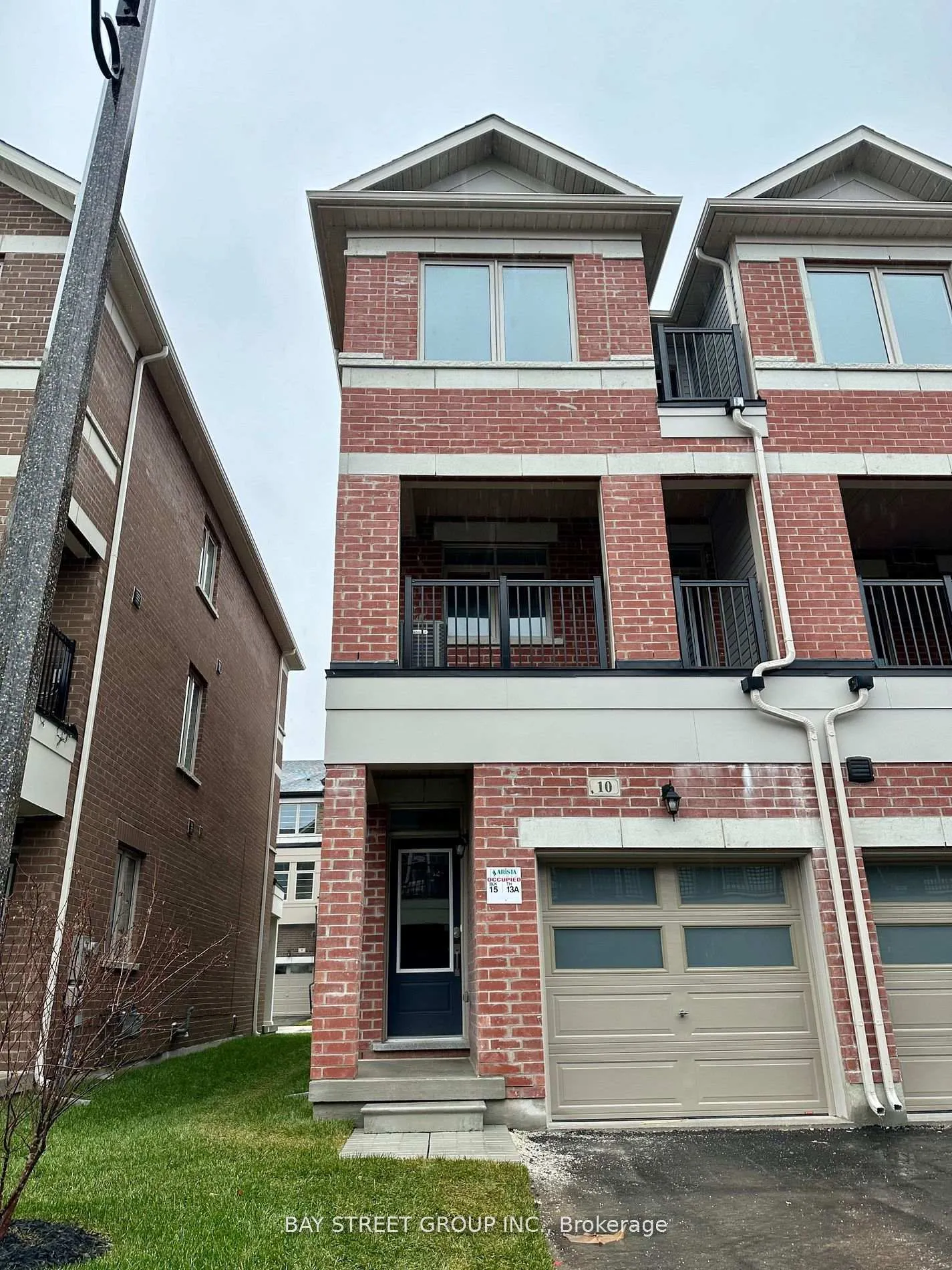 Photo 2 of 10 Sissons Way, Markham, Cedar Grove — HOMEH