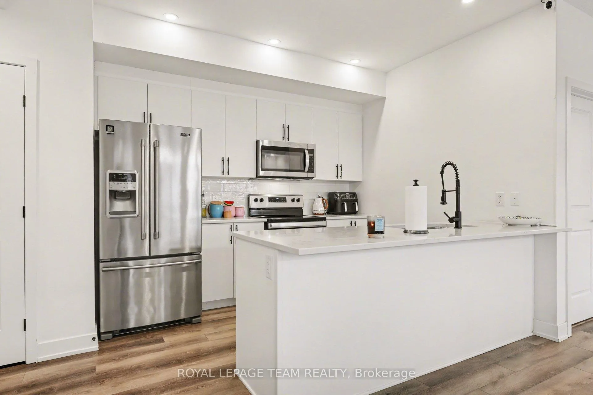 Photo 11 of Unit I, 35 Overberg Way, Ottawa, Kanata - Emerald Meadows/Trailwest — HOMEH