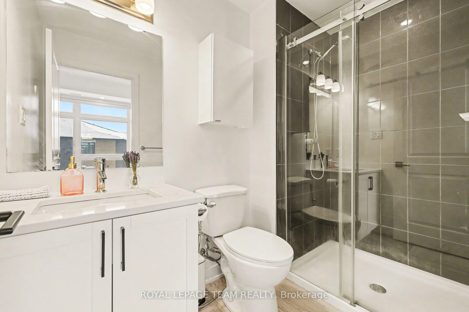 Photo 18 of Unit I, 35 Overberg Way, Ottawa, Kanata - Emerald Meadows/Trailwest — HOMEH