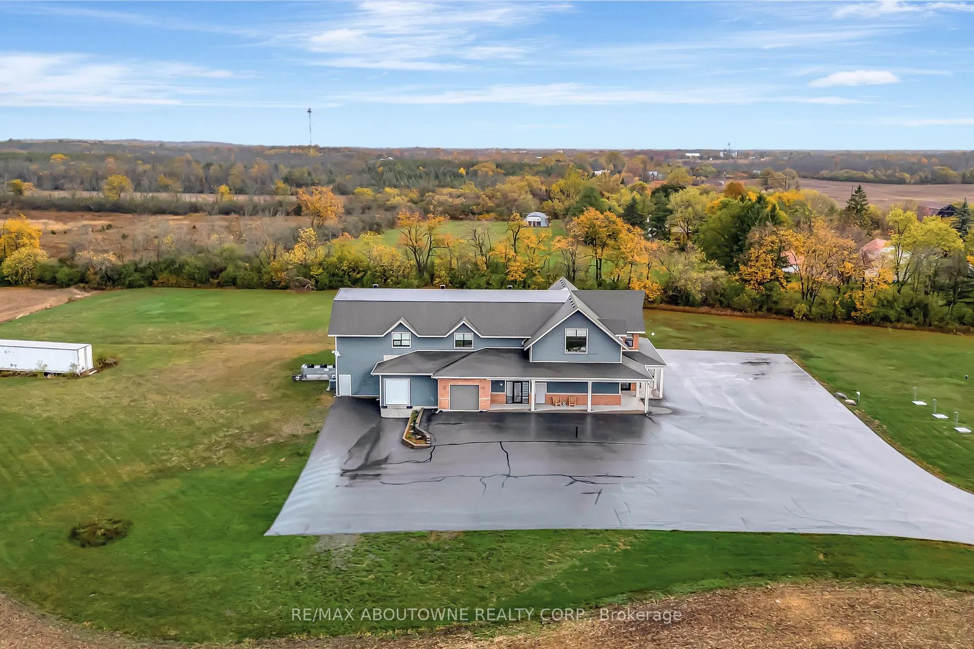 Photo 4 of 842 Hamilton Road, Quinte West, Sidney Ward — HOMEH