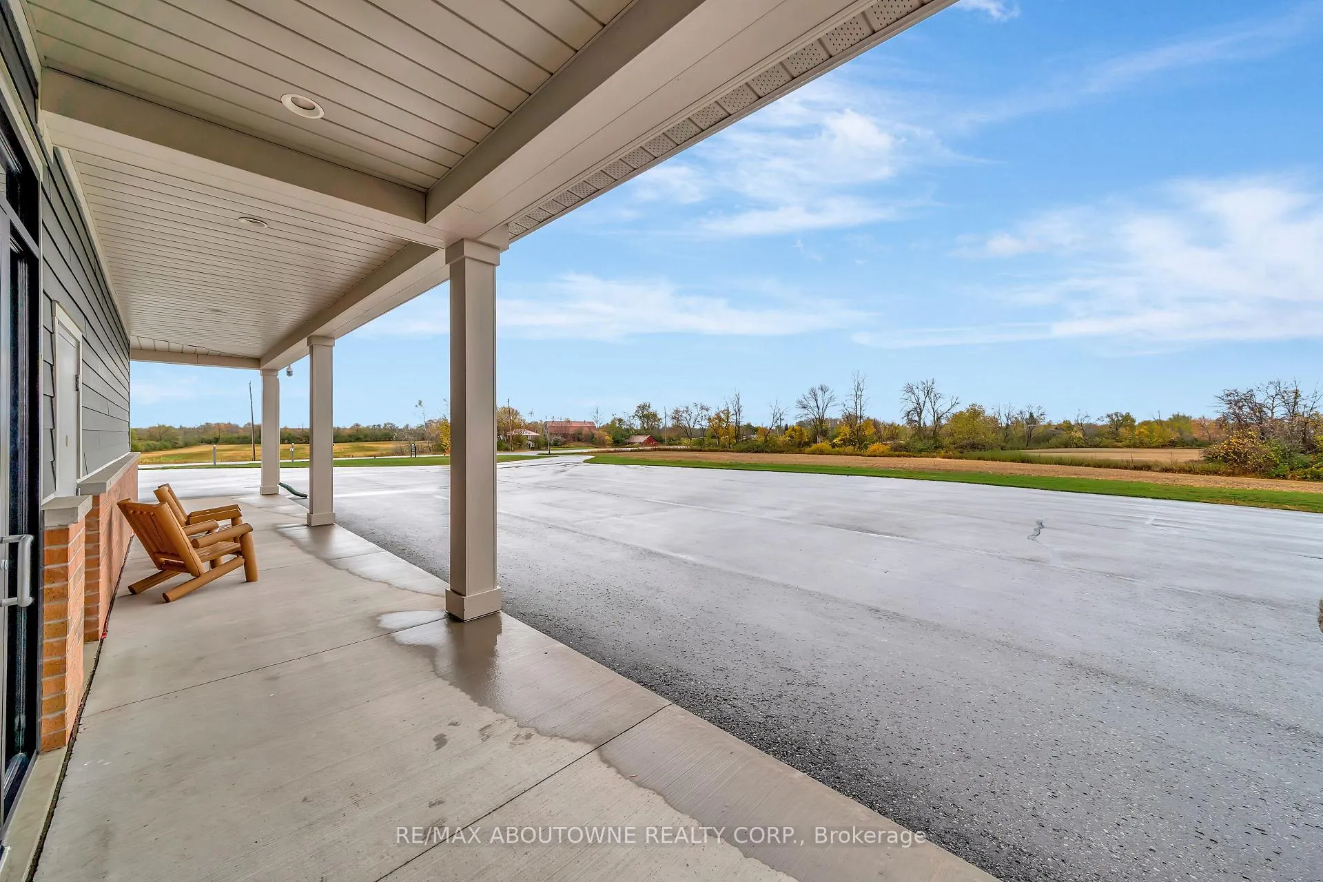 Photo 9 of 842 Hamilton Road, Quinte West, Sidney Ward — HOMEH