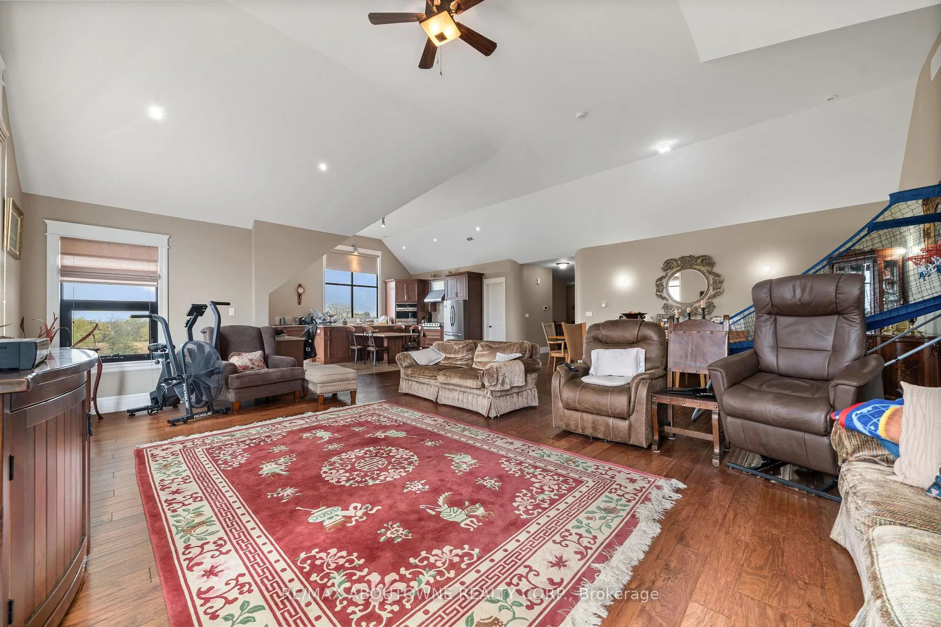 Photo 14 of 842 Hamilton Road, Quinte West, Sidney Ward — HOMEH