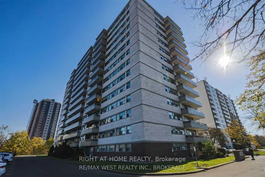 Photo 13 of Unit 207, 215 Glenridge Avenue, St. Catharines, Glendale/Glenridge — HOMEH