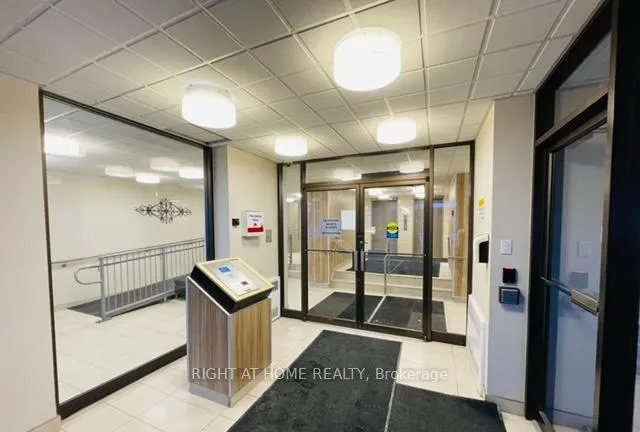 Photo 11 of Unit 207, 215 Glenridge Avenue, St. Catharines, Glendale/Glenridge — HOMEH