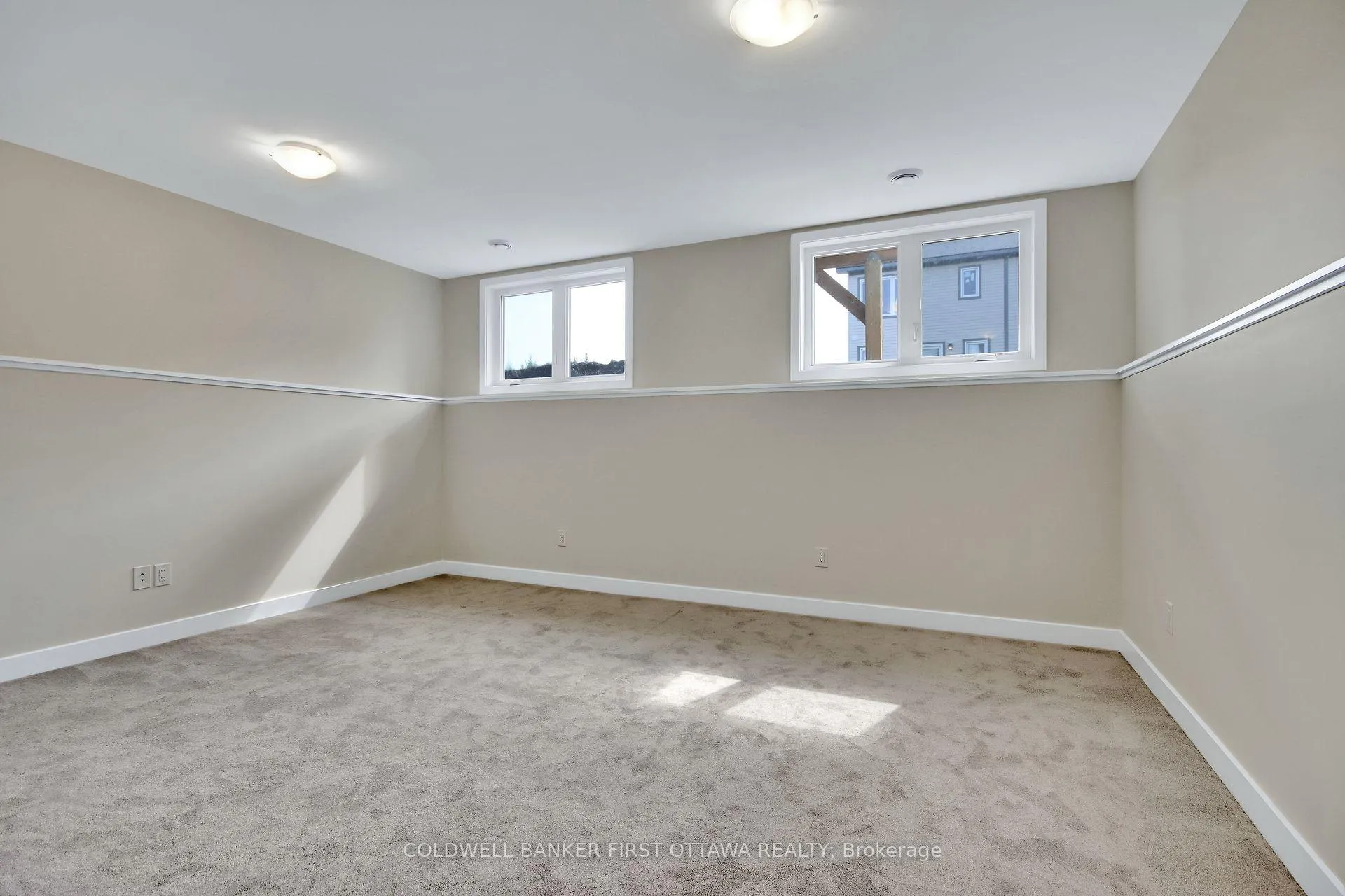 Photo 3 of 81 Whitcomb Crescent, Smiths Falls — HOMEH