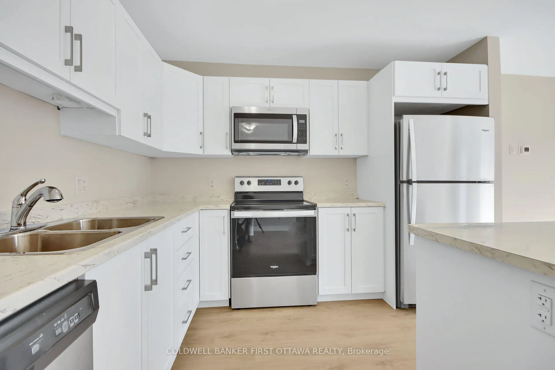 Photo 5 of 81 Whitcomb Crescent, Smiths Falls — HOMEH