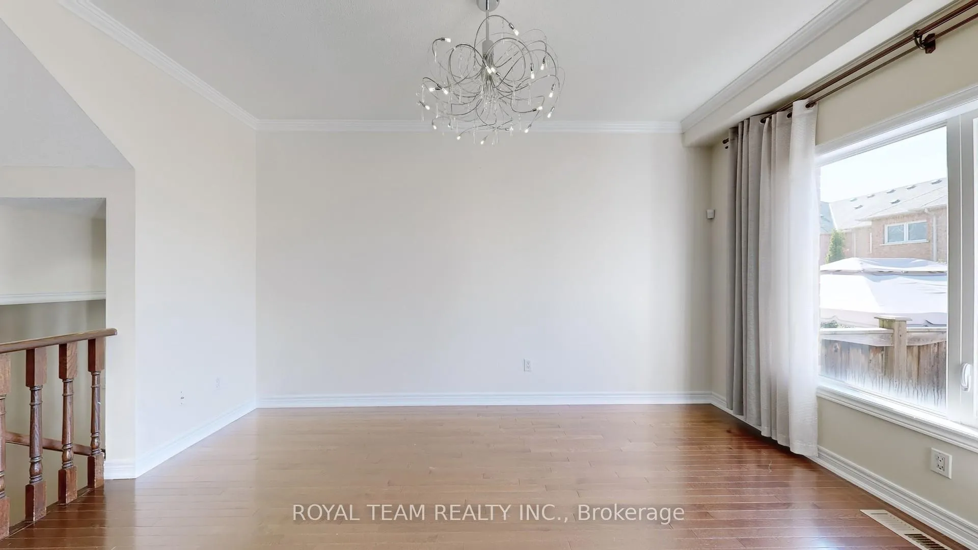 Photo 15 of 246 Lauderdale Drive, Vaughan, Patterson — HOMEH