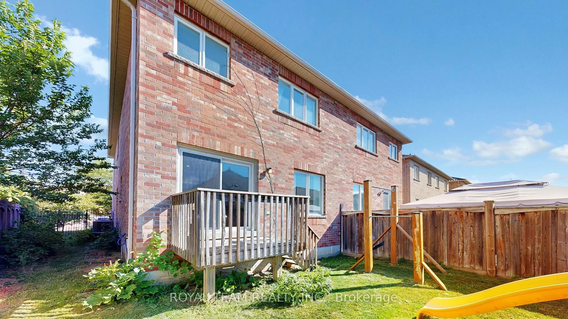 Photo 40 of 246 Lauderdale Drive, Vaughan, Patterson — HOMEH