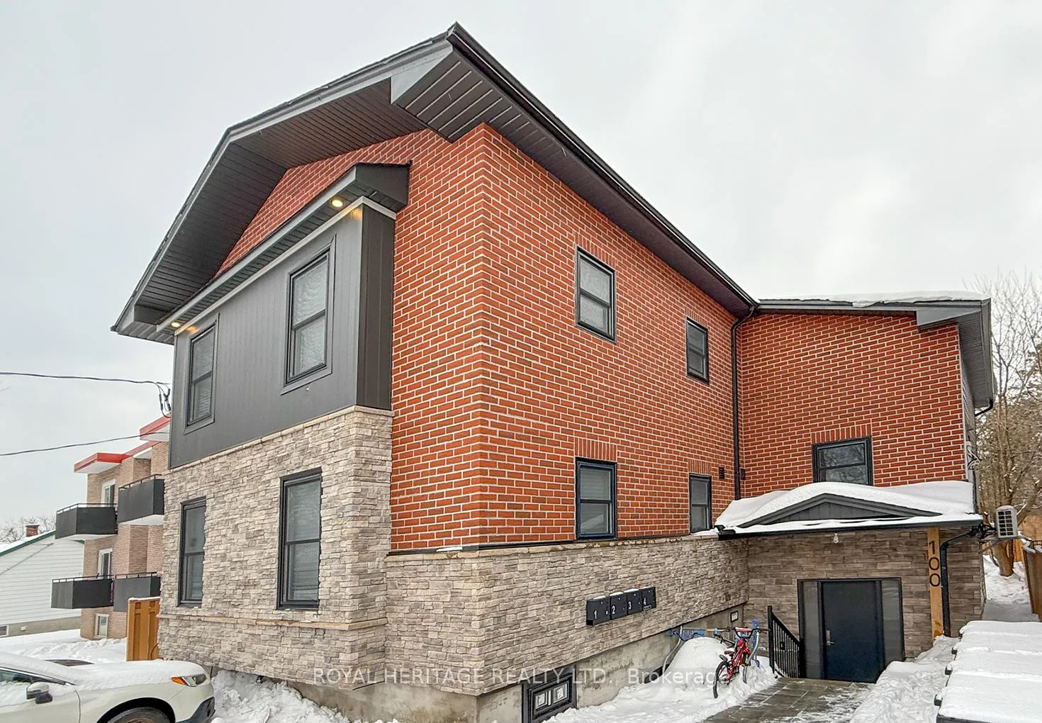 Photo 1 of 100 Cromwell Avenue, Oshawa, Vanier — HOMEH