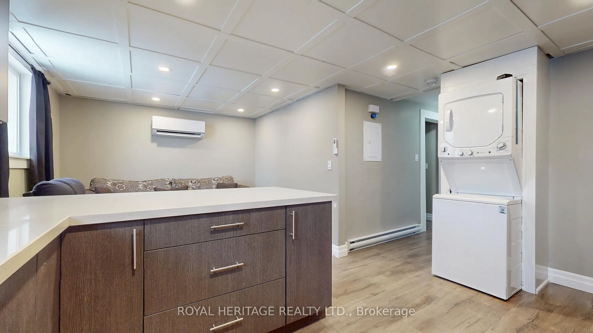 Photo 10 of 100 Cromwell Avenue, Oshawa, Vanier — HOMEH