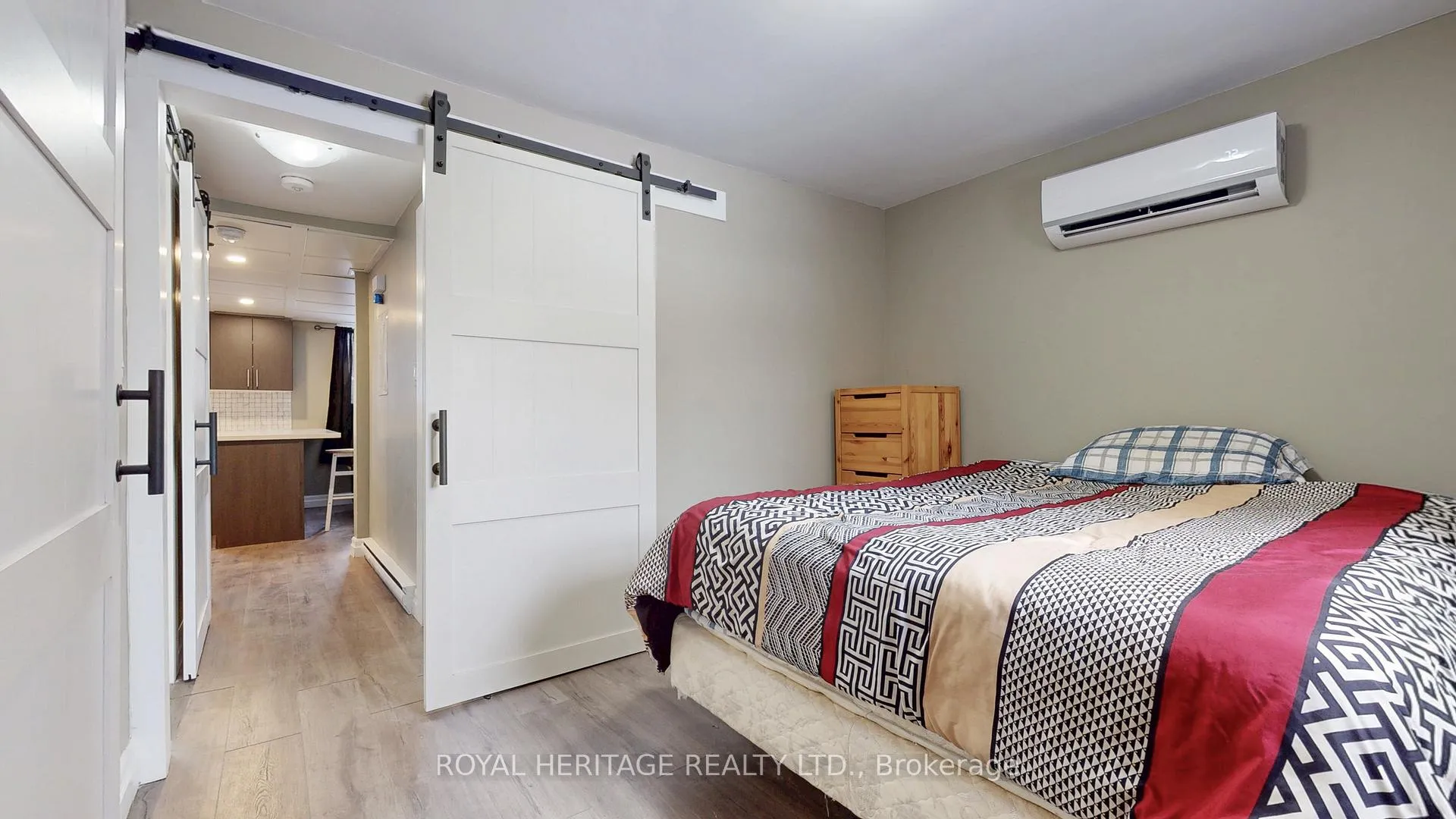 Photo 11 of 100 Cromwell Avenue, Oshawa, Vanier — HOMEH