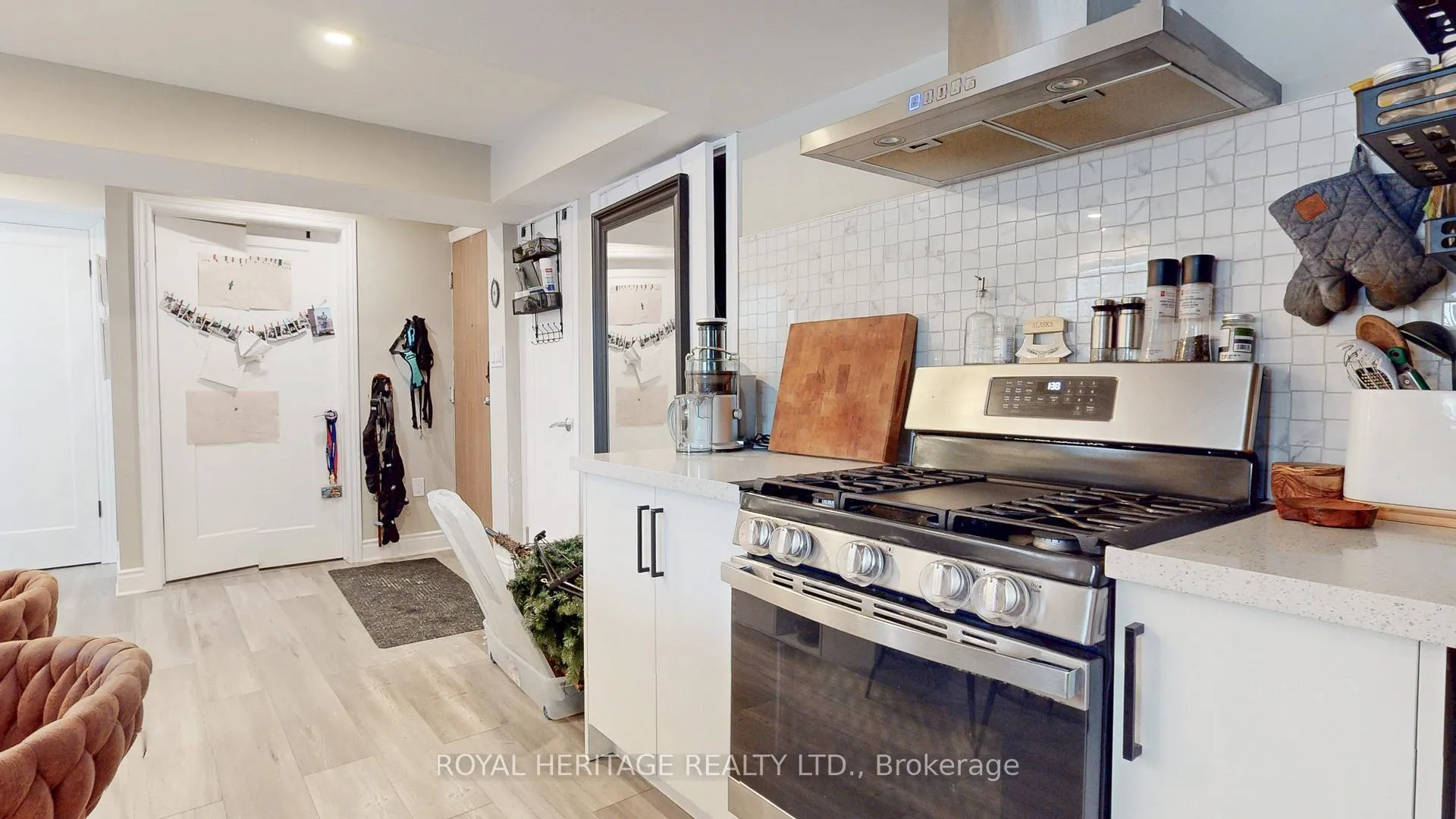 Photo 24 of 100 Cromwell Avenue, Oshawa, Vanier — HOMEH