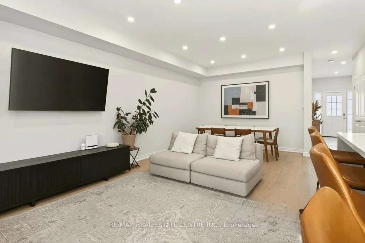 Photo 7 of 74 Bobolink Road, Hamilton, Bruleville — HOMEH