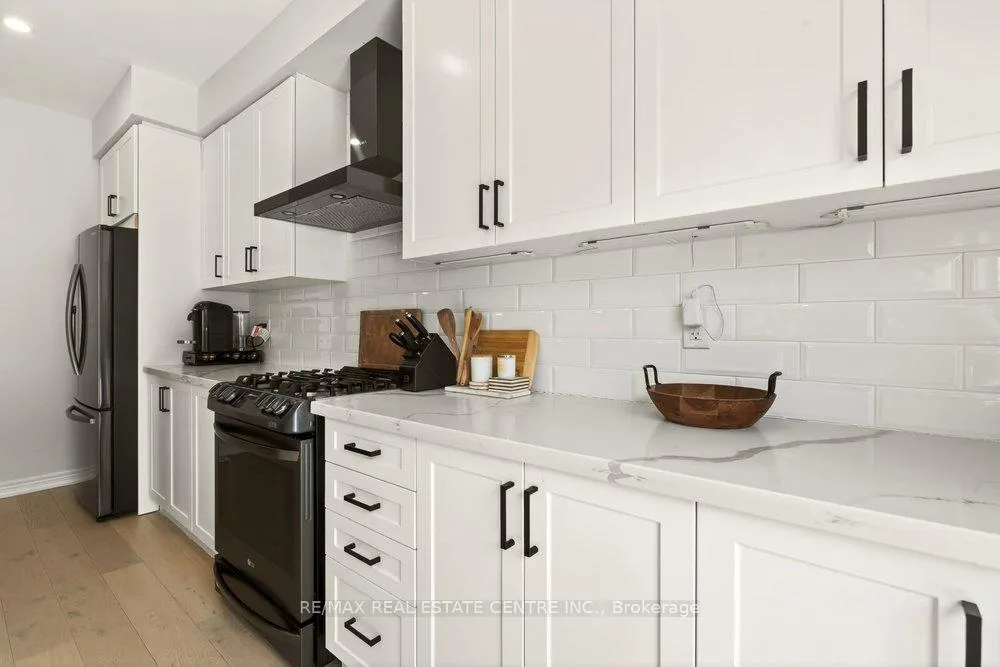 Photo 17 of 74 Bobolink Road, Hamilton, Bruleville — HOMEH