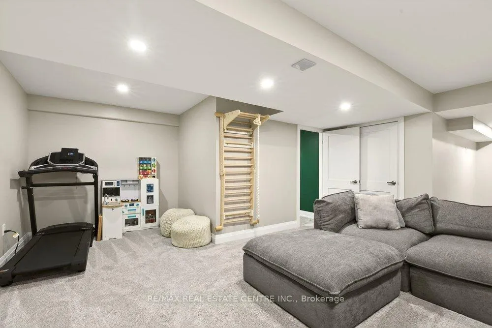 Photo 32 of 74 Bobolink Road, Hamilton, Bruleville — HOMEH
