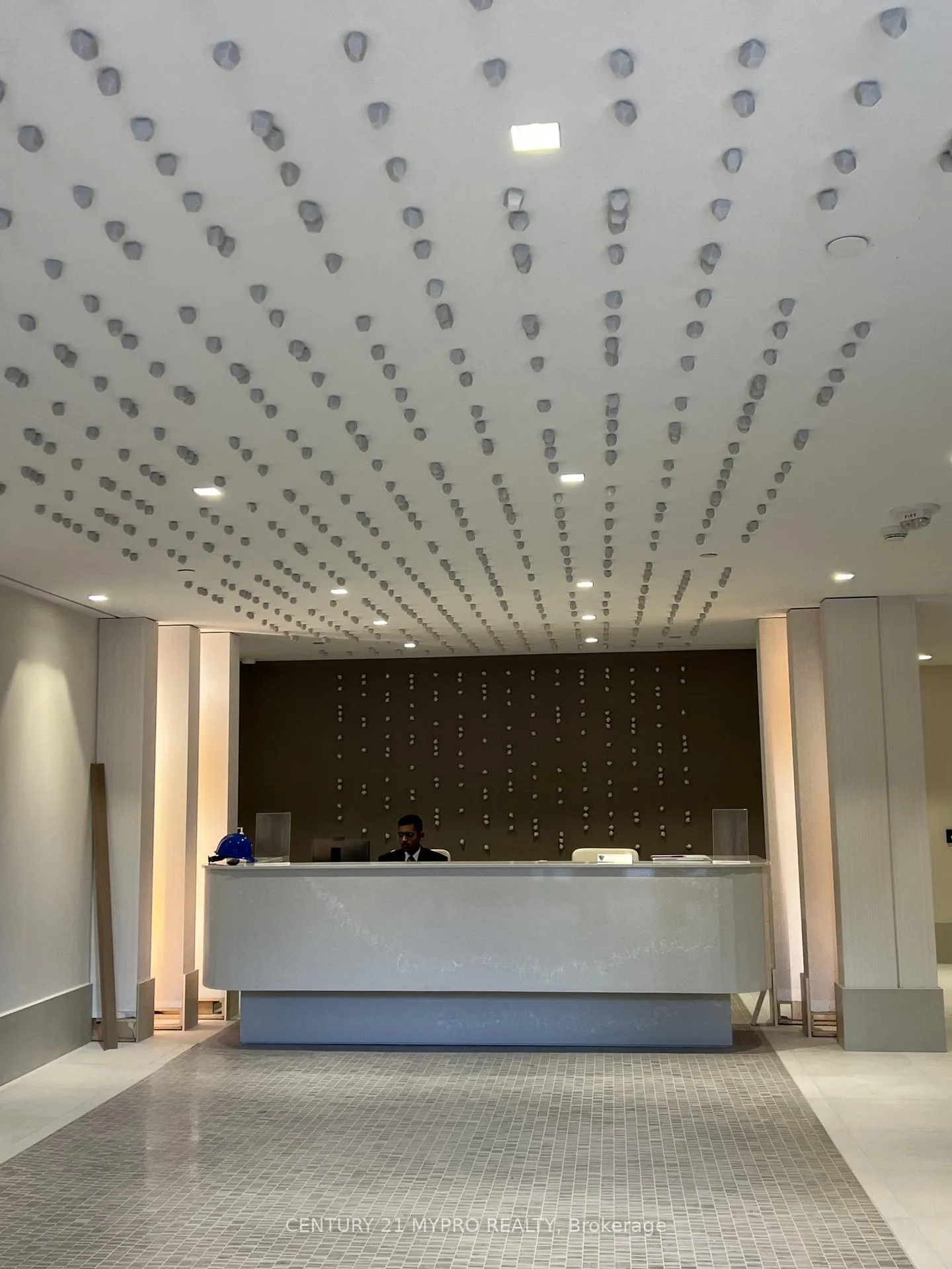 Photo 3 of Unit 635, 2020 Bathurst Street, Toronto, Forest Hill South — HOMEH