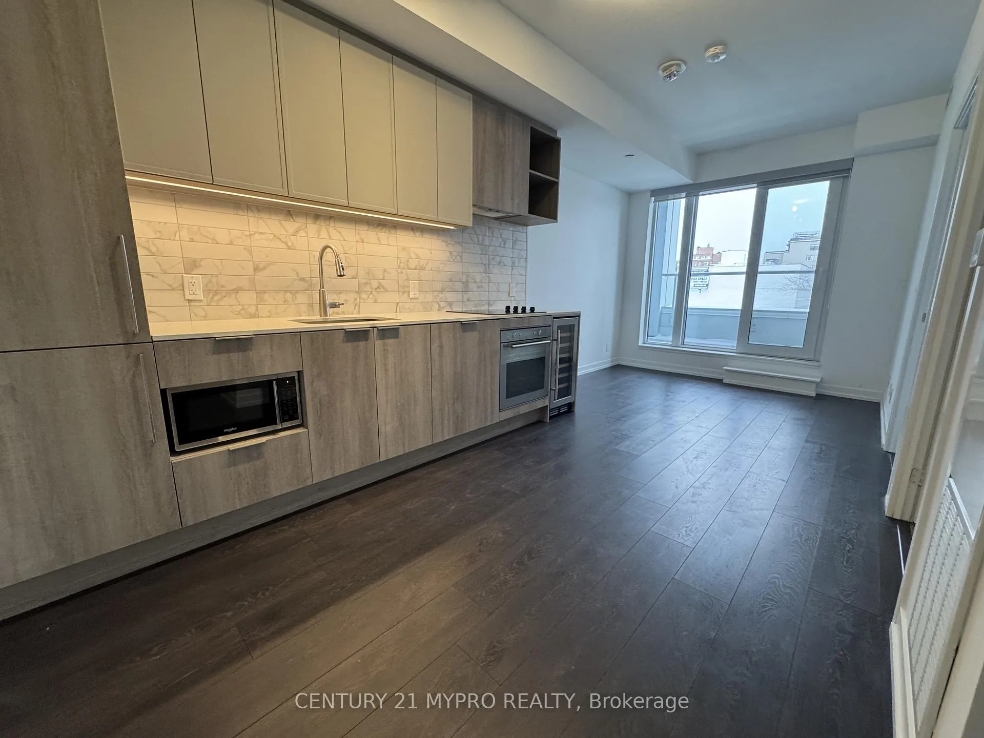 Photo 7 of Unit 635, 2020 Bathurst Street, Toronto, Forest Hill South — HOMEH