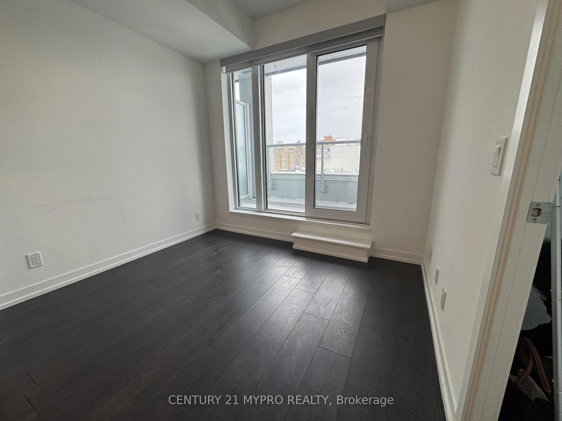 Photo 9 of Unit 635, 2020 Bathurst Street, Toronto, Forest Hill South — HOMEH