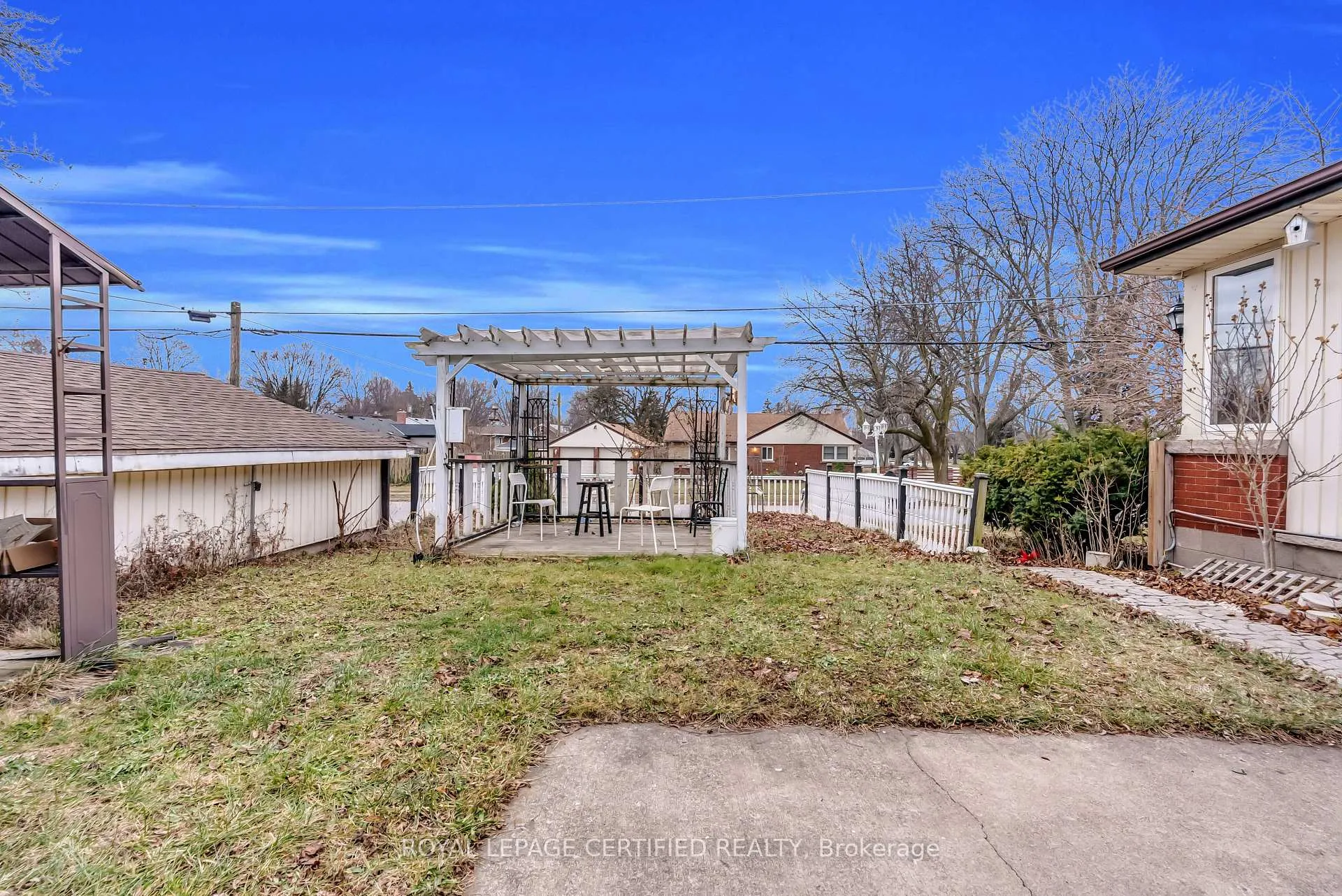 Photo 36 of 5921 Scott Street, Niagara Falls, Cherrywood — HOMEH