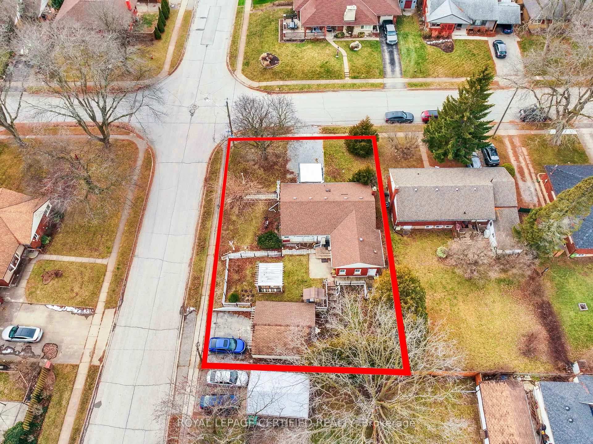 Photo 41 of 5921 Scott Street, Niagara Falls, Cherrywood — HOMEH