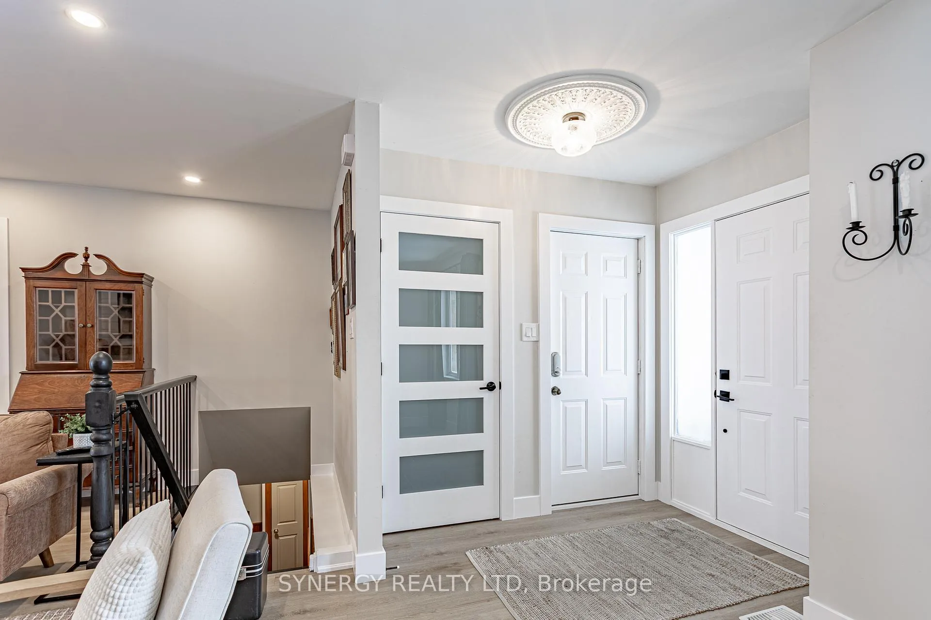 Photo 4 of 29 Juniper Crescent, Strathroy-Caradoc, SE — HOMEH