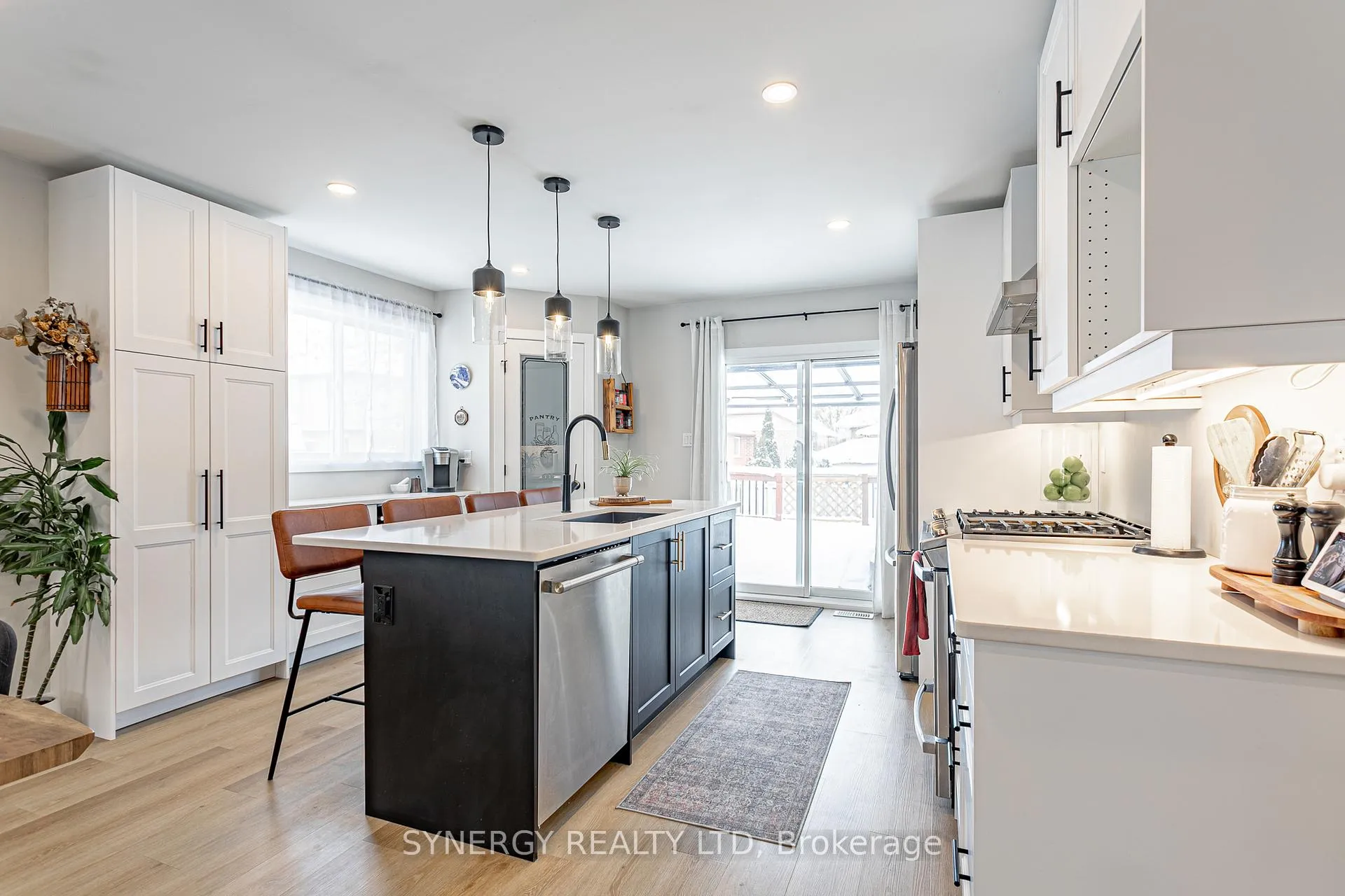 Photo 9 of 29 Juniper Crescent, Strathroy-Caradoc, SE — HOMEH