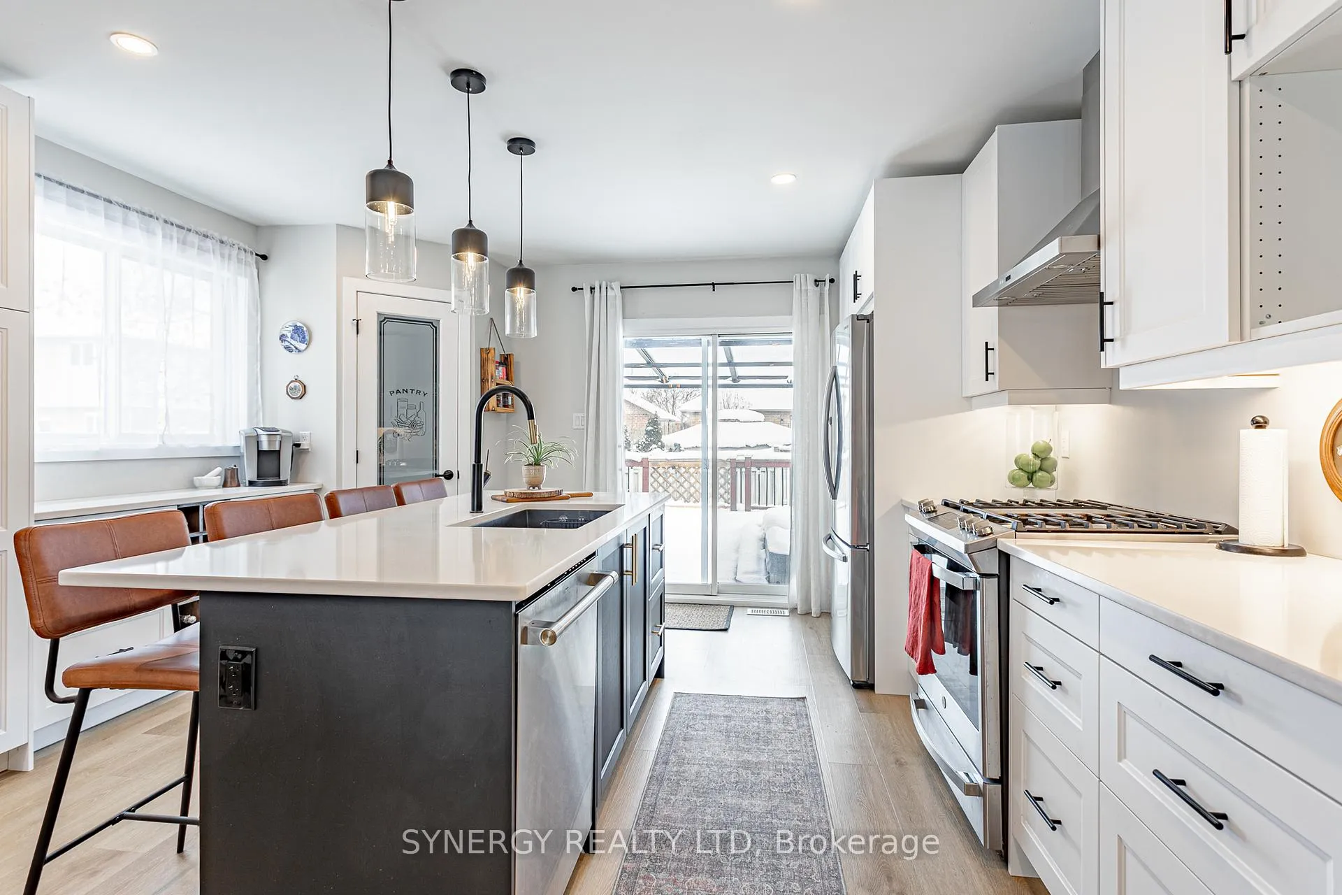 Photo 10 of 29 Juniper Crescent, Strathroy-Caradoc, SE — HOMEH