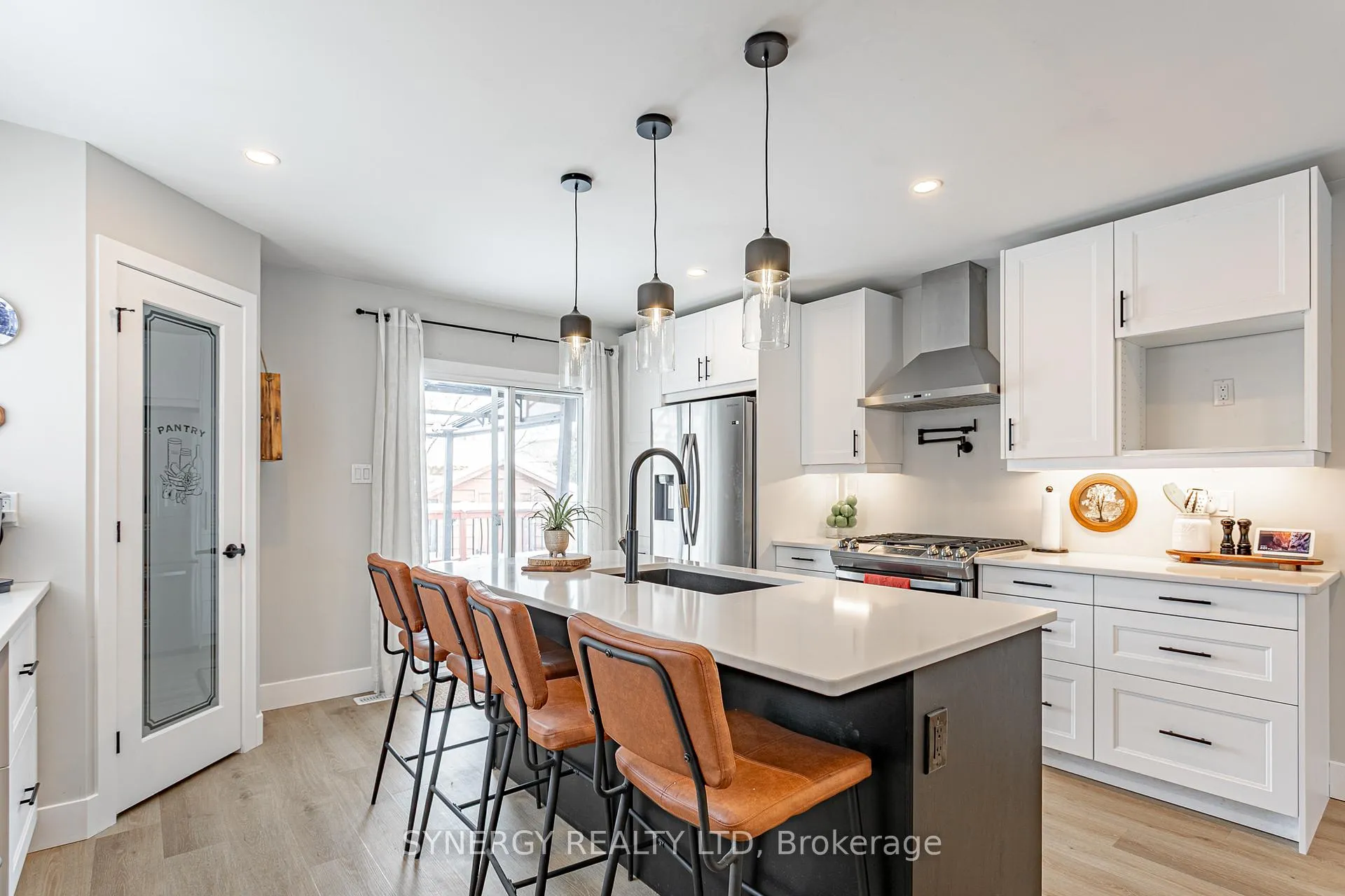 Photo 12 of 29 Juniper Crescent, Strathroy-Caradoc, SE — HOMEH