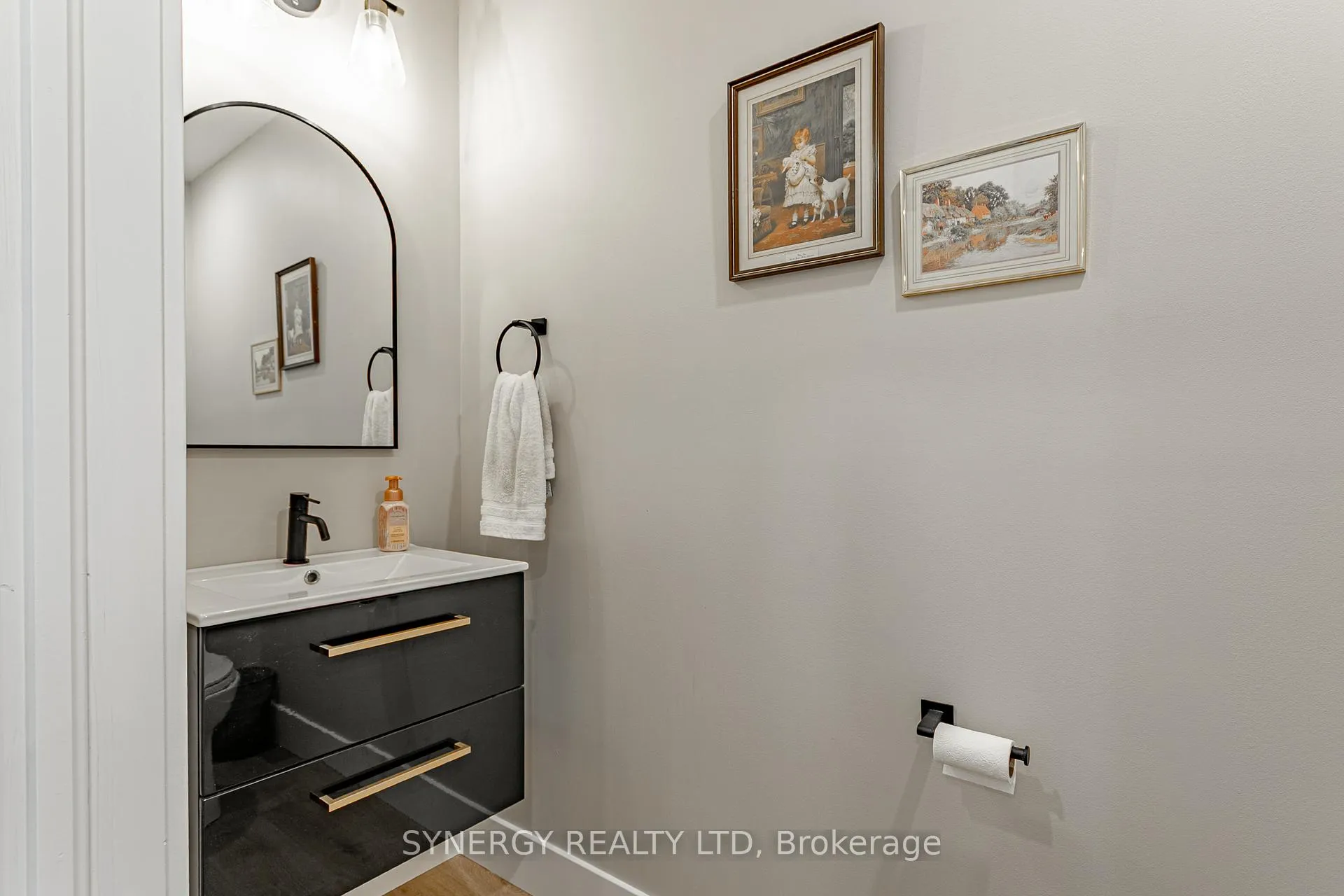 Photo 14 of 29 Juniper Crescent, Strathroy-Caradoc, SE — HOMEH