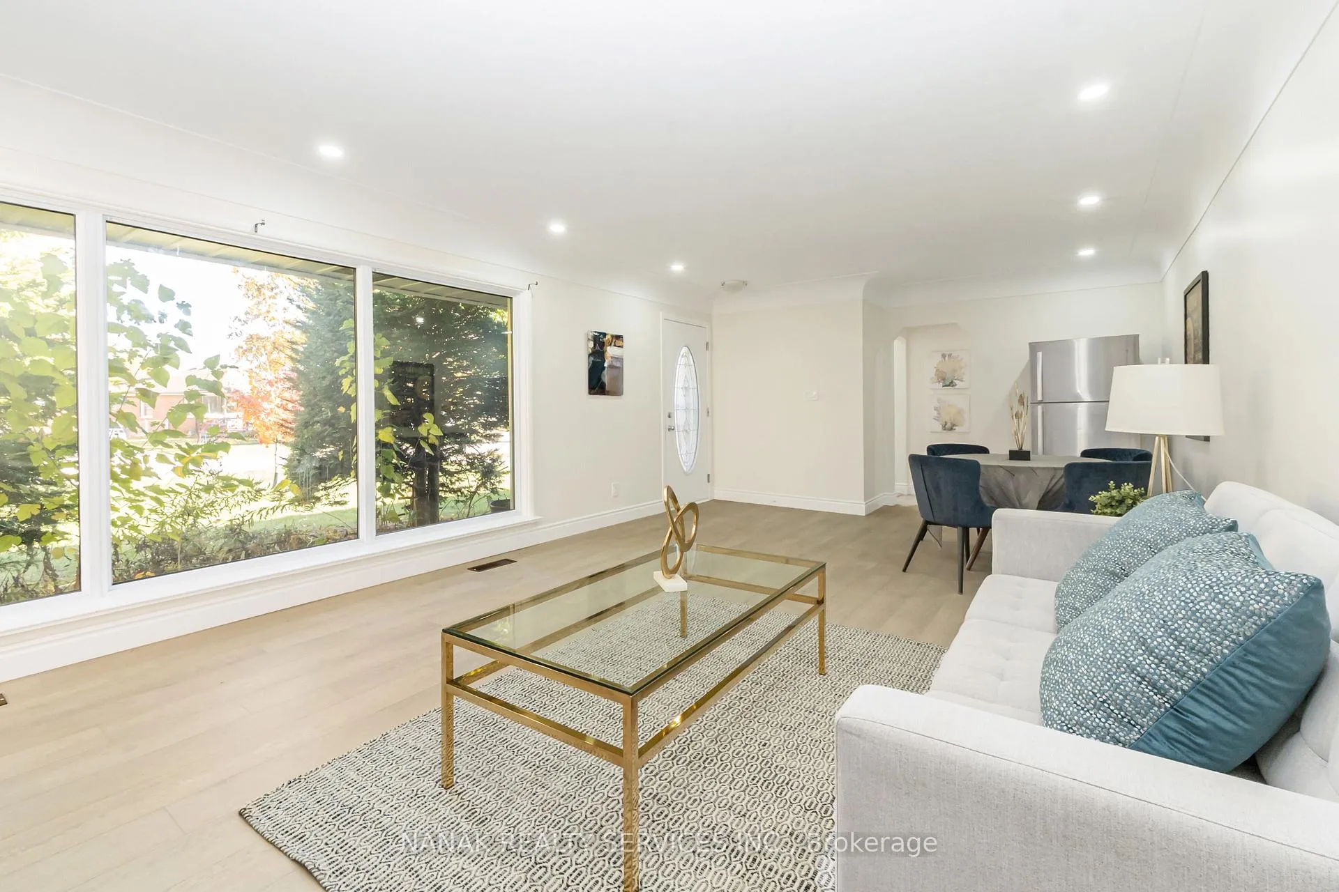 Photo 10 of 47 Jasper Crescent, London, East O — HOMEH