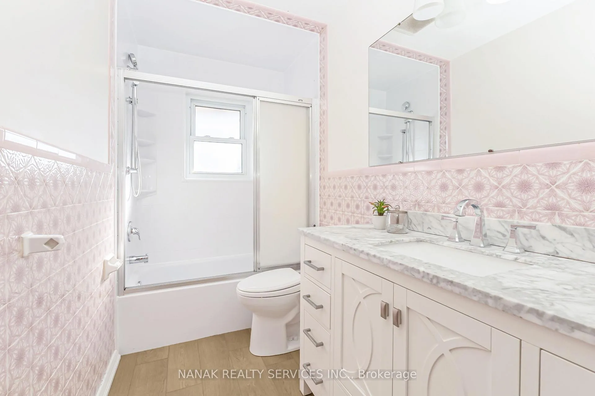Photo 15 of 47 Jasper Crescent, London, East O — HOMEH