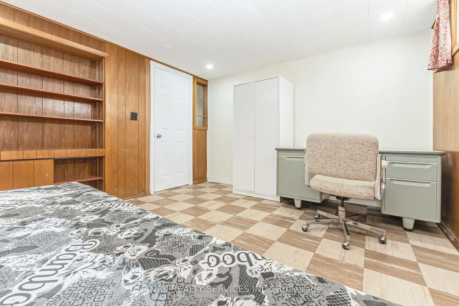 Photo 29 of 47 Jasper Crescent, London, East O — HOMEH