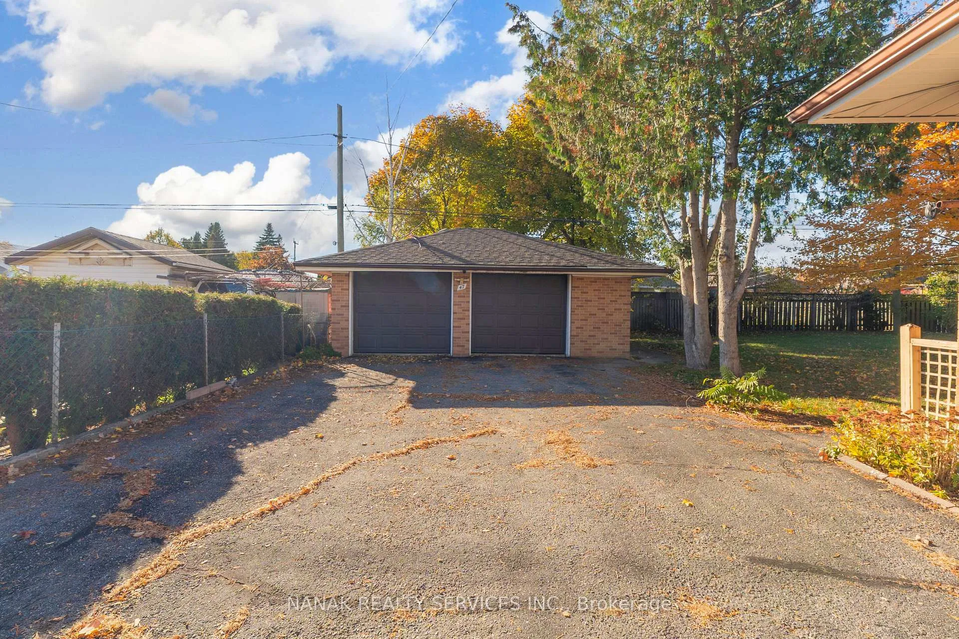 Photo 32 of 47 Jasper Crescent, London, East O — HOMEH