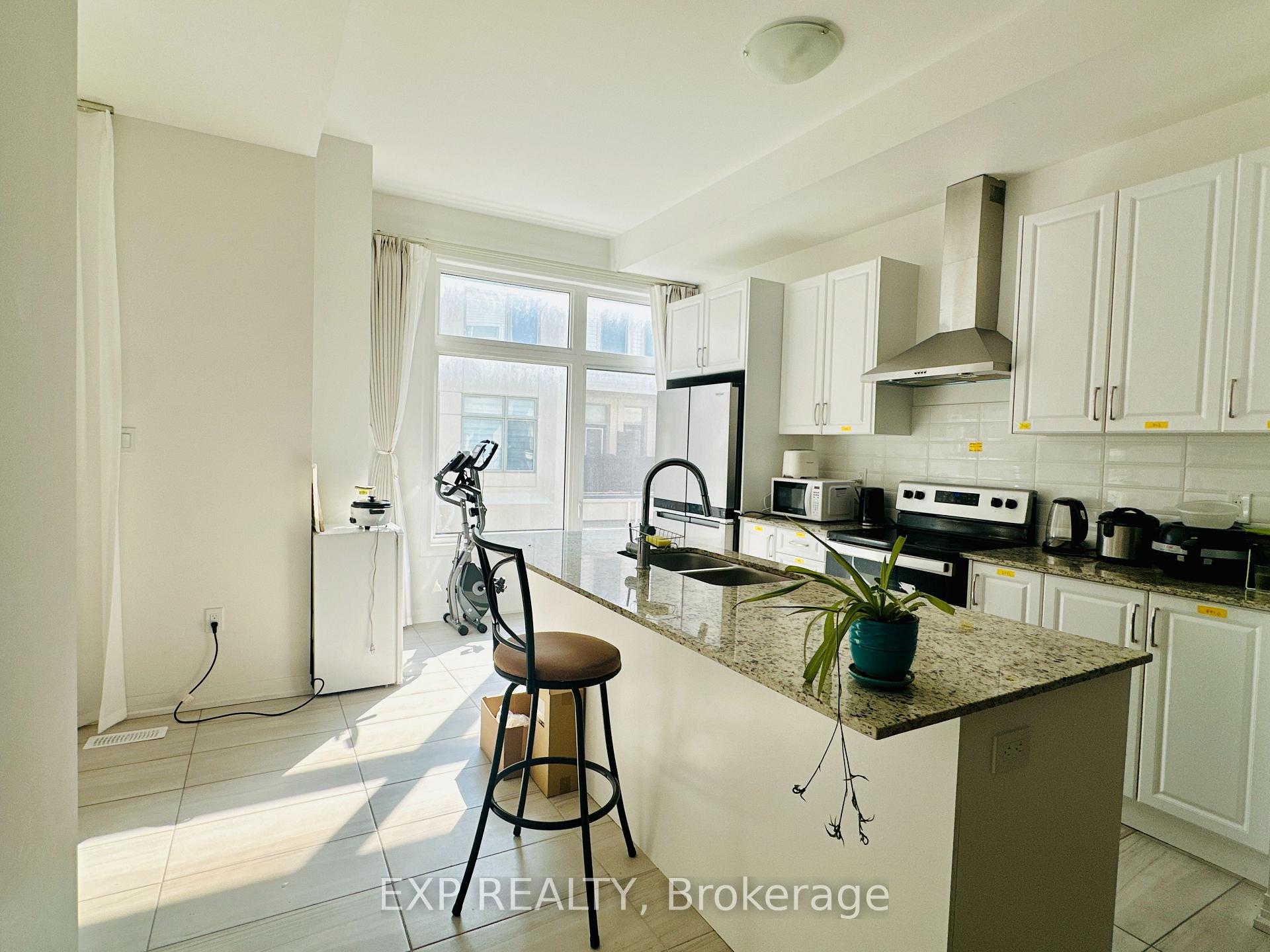 Photo 3 of 27 Albert Firman Lane, Markham, Cachet — HOMEH
