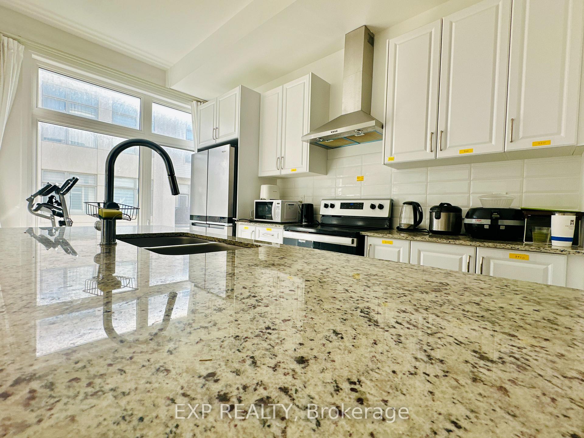 Photo 5 of 27 Albert Firman Lane, Markham, Cachet — HOMEH