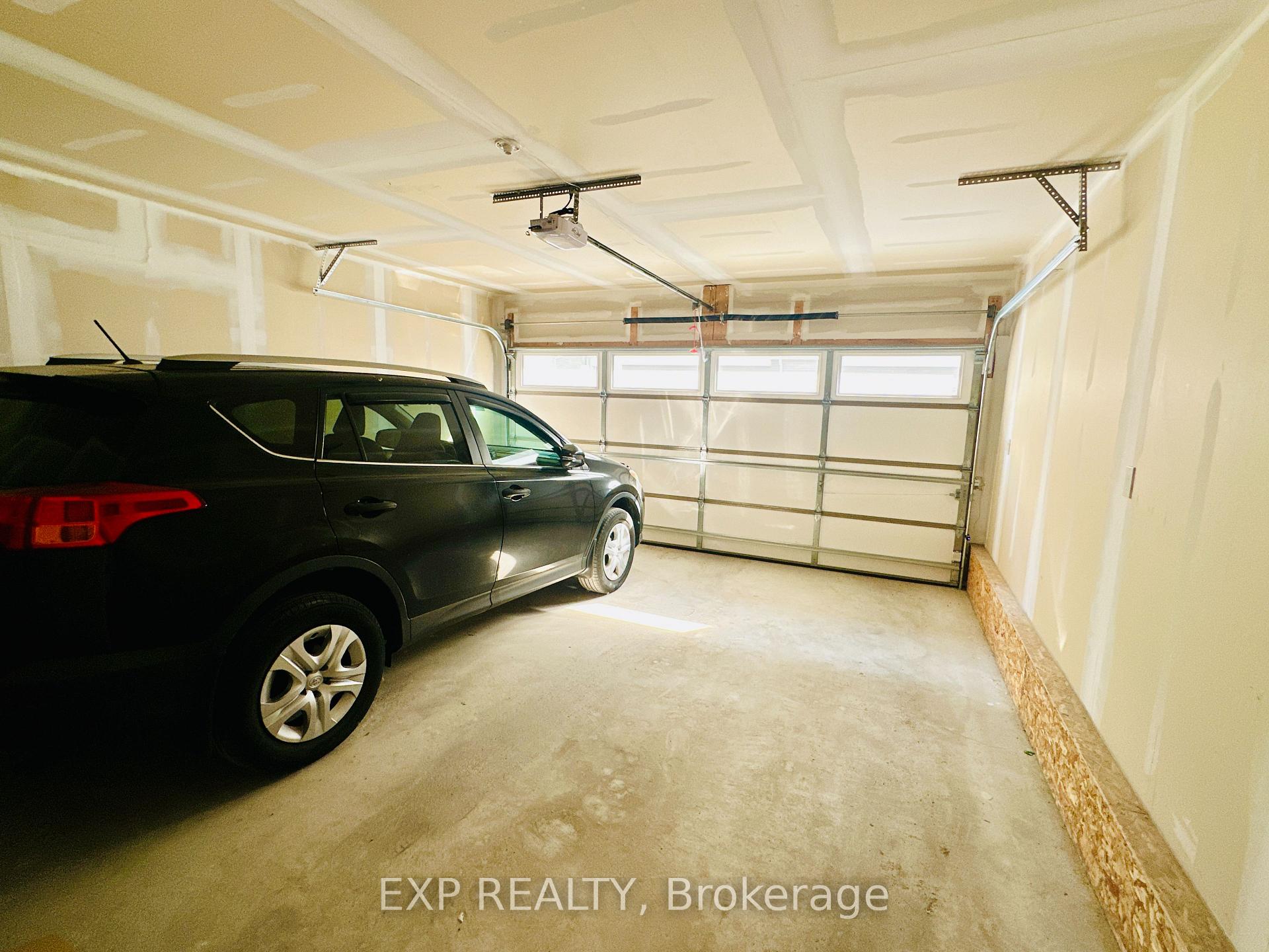 Photo 8 of 27 Albert Firman Lane, Markham, Cachet — HOMEH