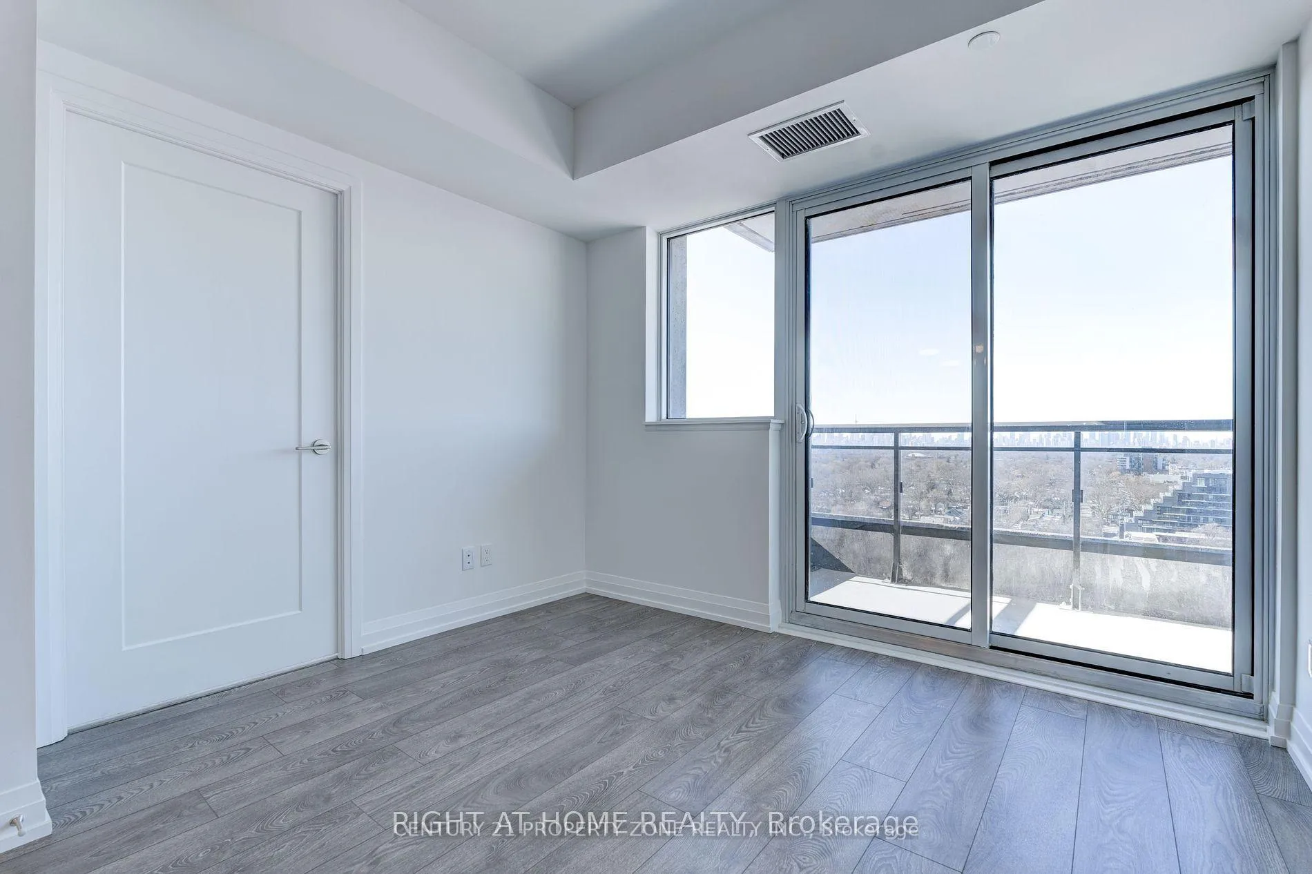 Photo 25 of Unit 2009, 286 Main Street, Toronto, East End-Danforth — HOMEH