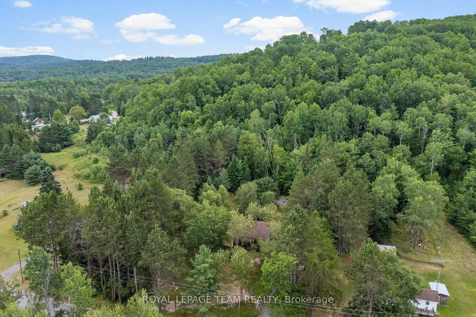 Photo 7 of 4 Murchison Road, South Algonquin — HOMEH