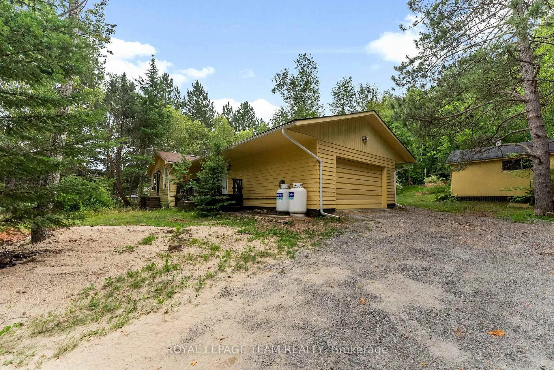 Photo 16 of 4 Murchison Road, South Algonquin — HOMEH