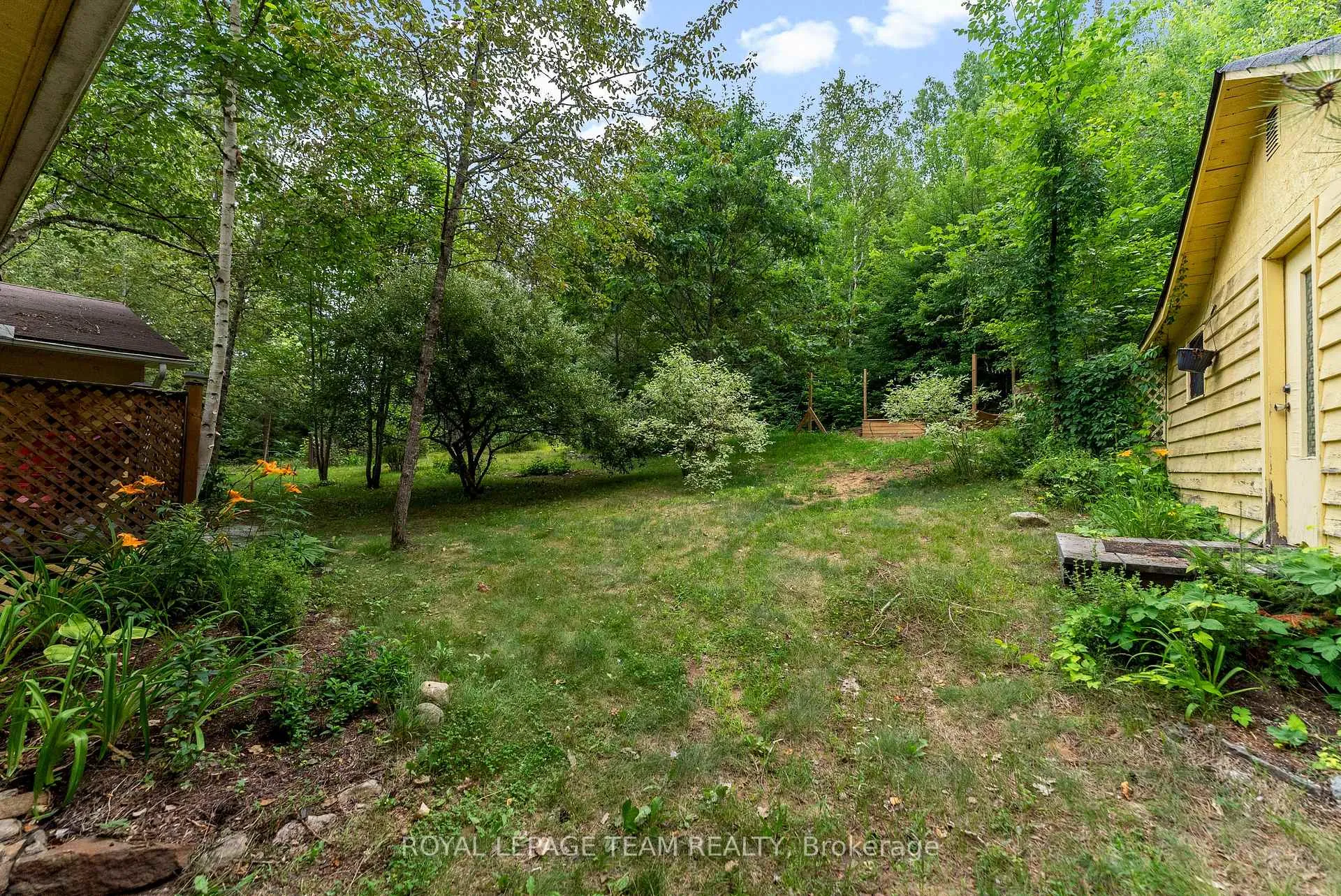 Photo 17 of 4 Murchison Road, South Algonquin — HOMEH