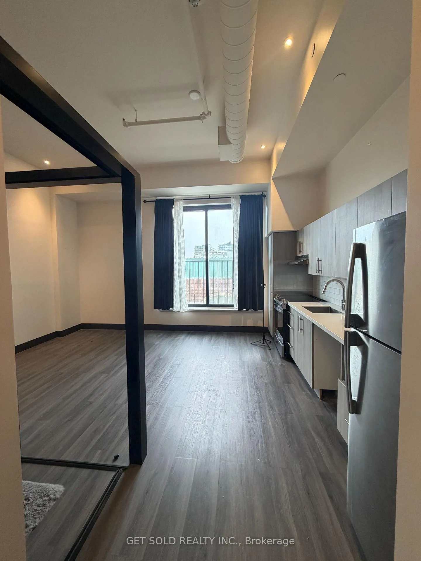Photo 4 of 121 King Street E, Hamilton, Beasley — HOMEH