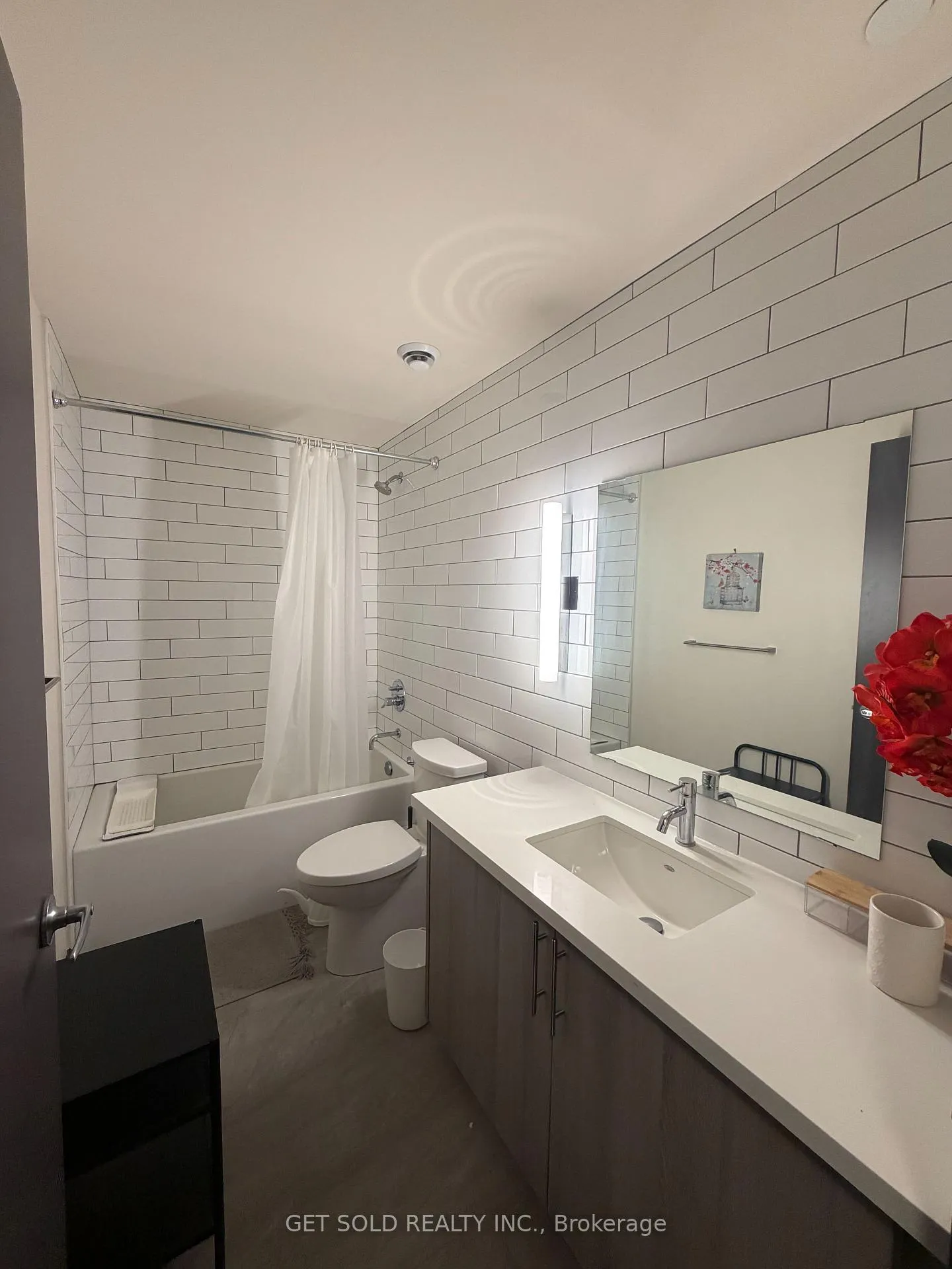 Photo 8 of 121 King Street E, Hamilton, Beasley — HOMEH