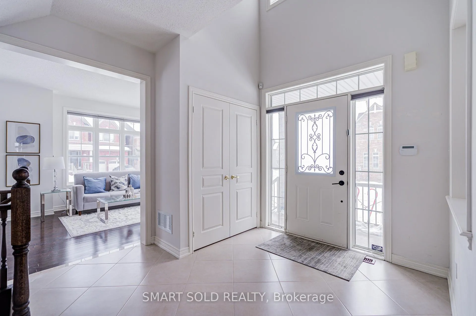 Photo 8 of 102 William Bartlett Drive, Markham, Berczy — HOMEH