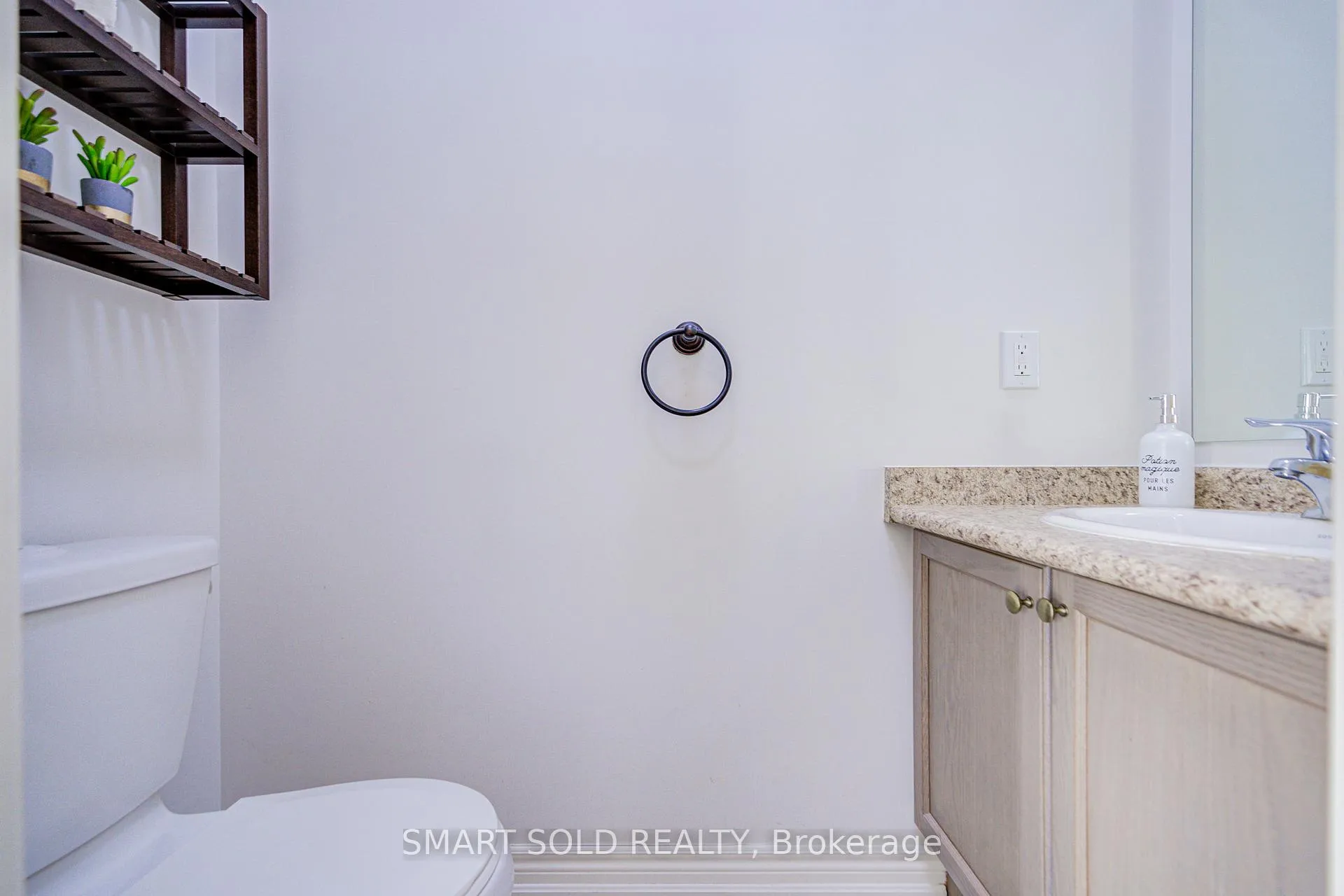 Photo 22 of 102 William Bartlett Drive, Markham, Berczy — HOMEH