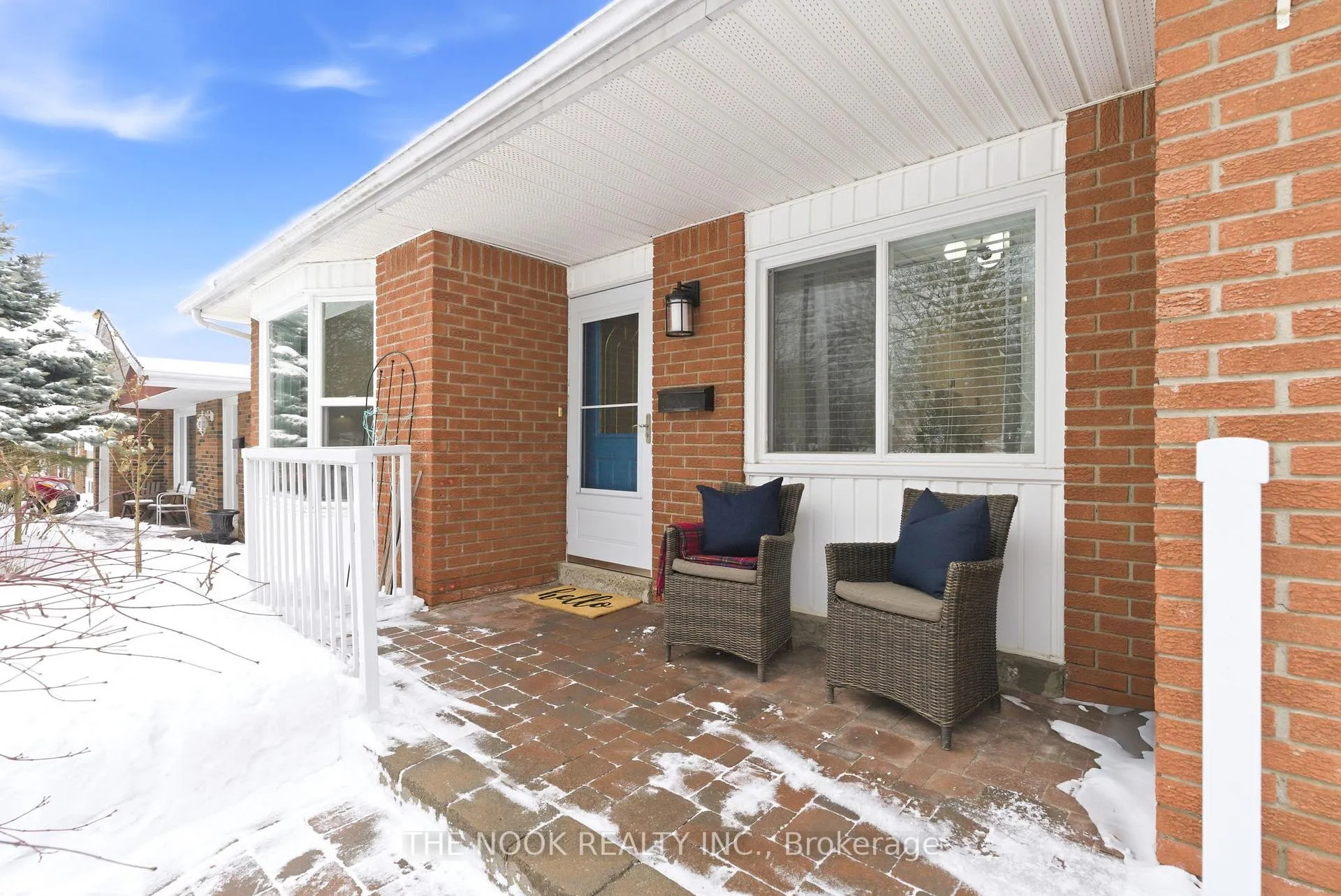 Photo 3 of 523 Cherryhill Street, Oshawa, Donevan — HOMEH