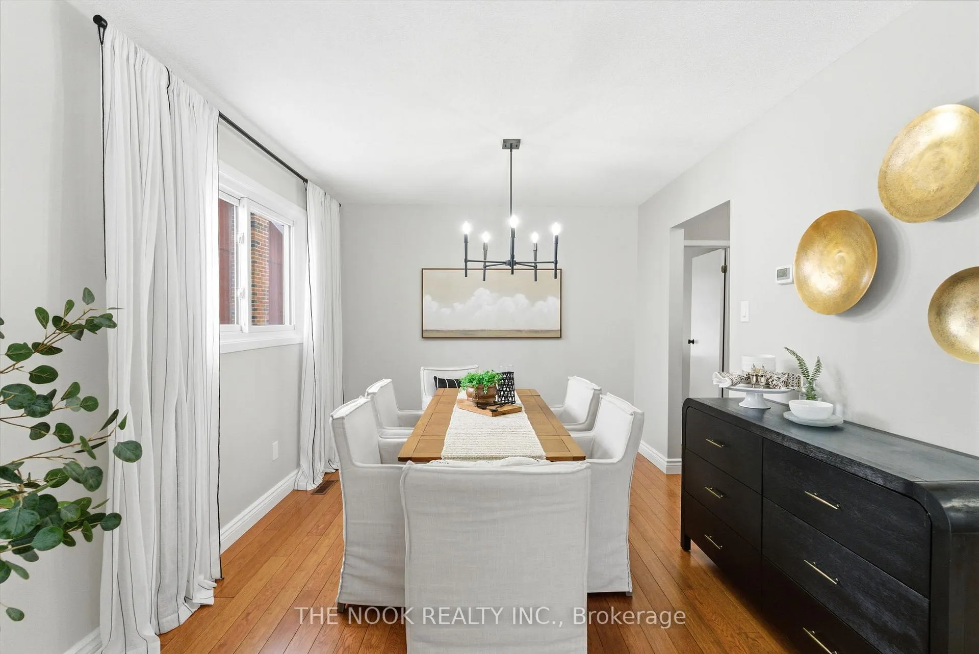 Photo 10 of 523 Cherryhill Street, Oshawa, Donevan — HOMEH