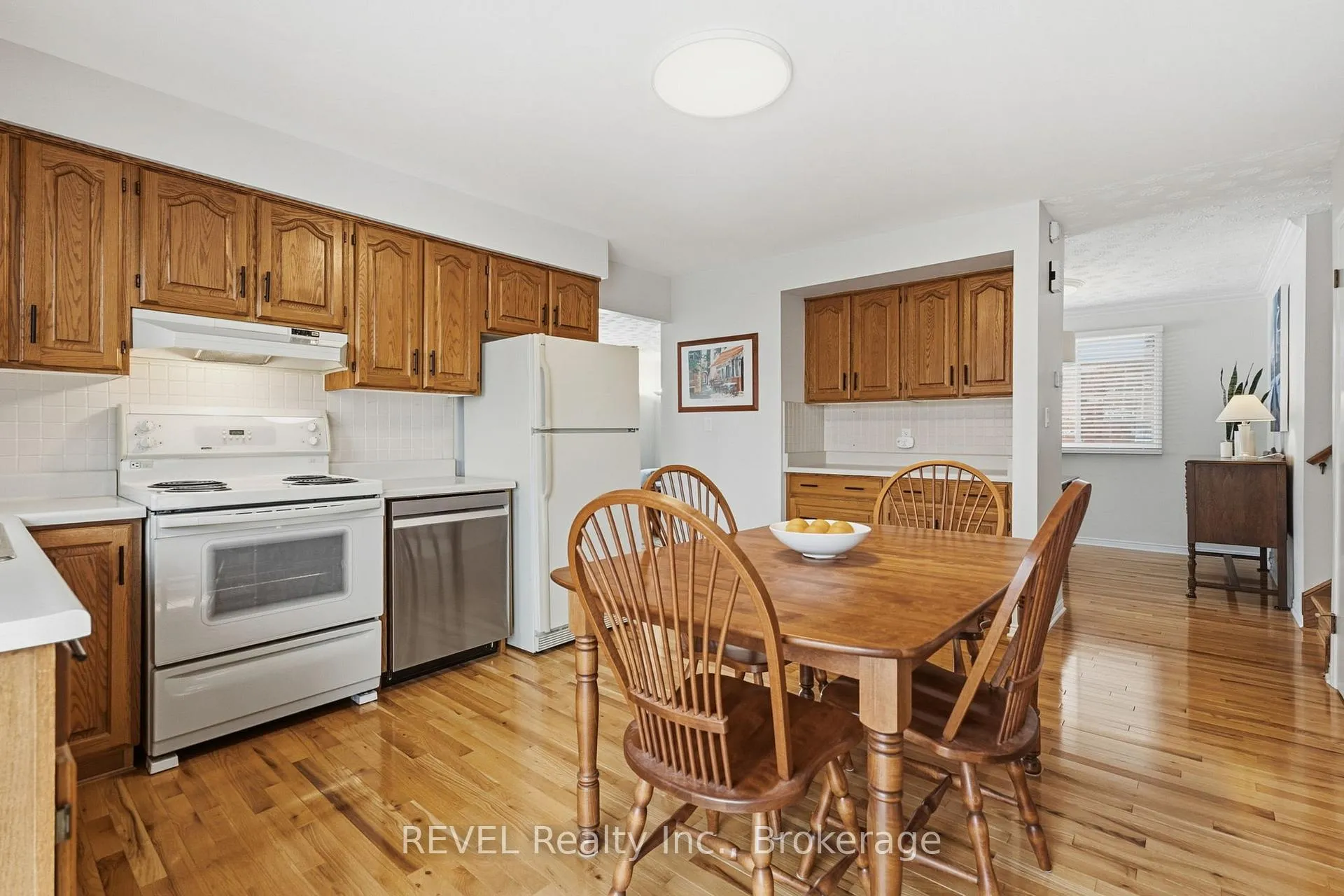Photo 15 of 7362 Nathan Crescent, Niagara Falls, Oldfield — HOMEH